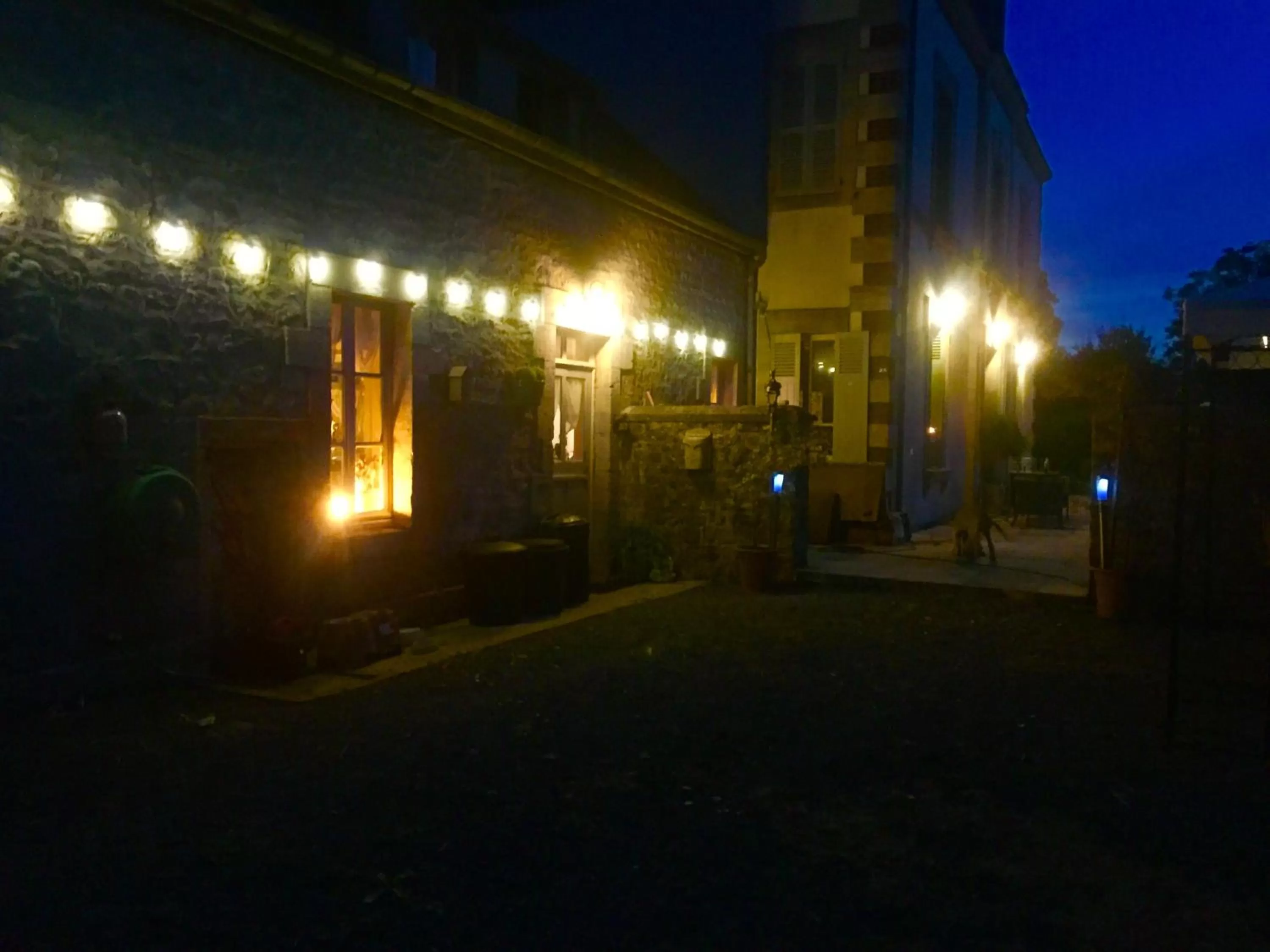 Property Building in Le Bourg