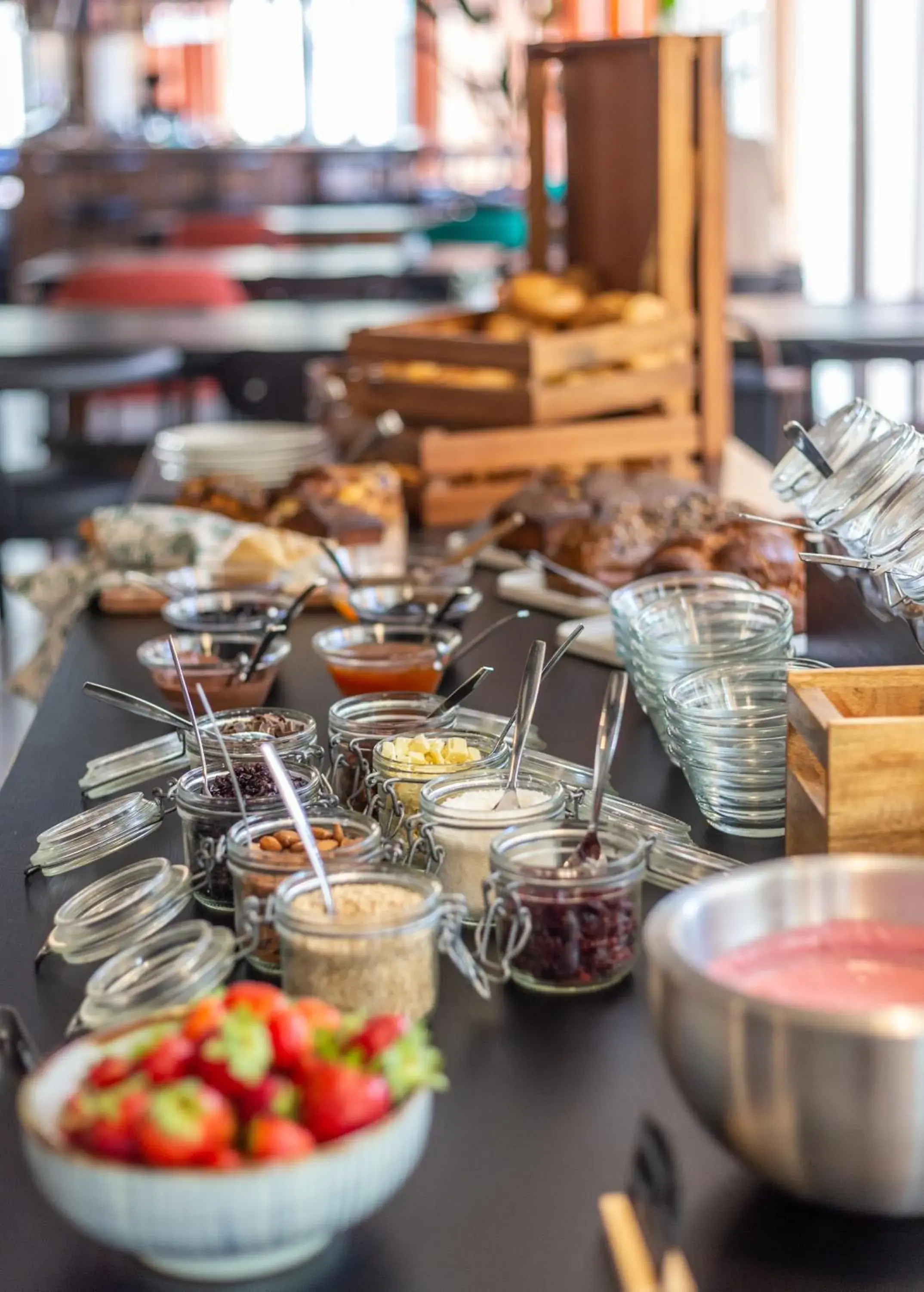 Breakfast, Food in JOST Hôtel Bordeaux Centre Gare