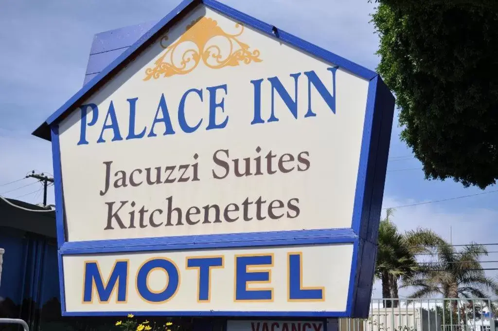 Facade/entrance, Property Logo/Sign in The Palace Inn