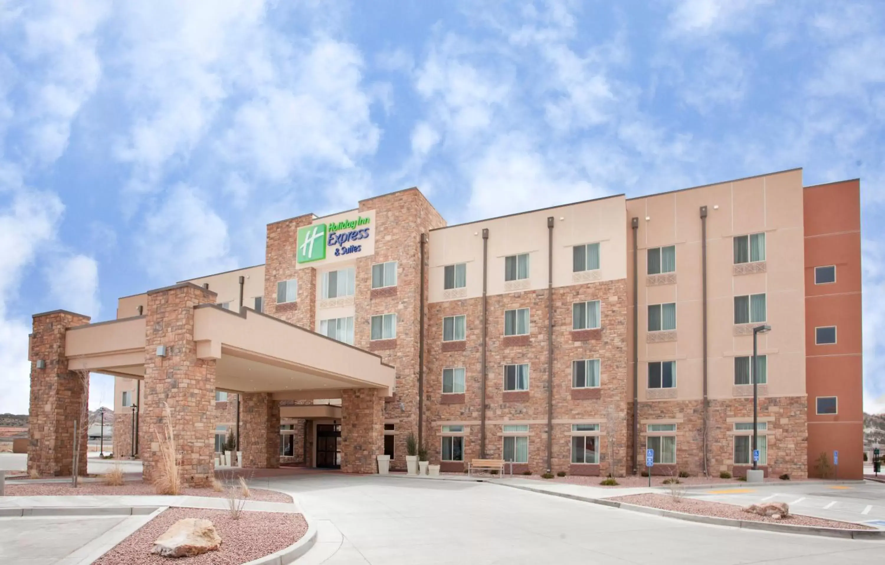 Property building in Holiday Inn Express & Suites Gallup East by IHG Property building in Holiday Inn Express & Suites Gallup East by IHG