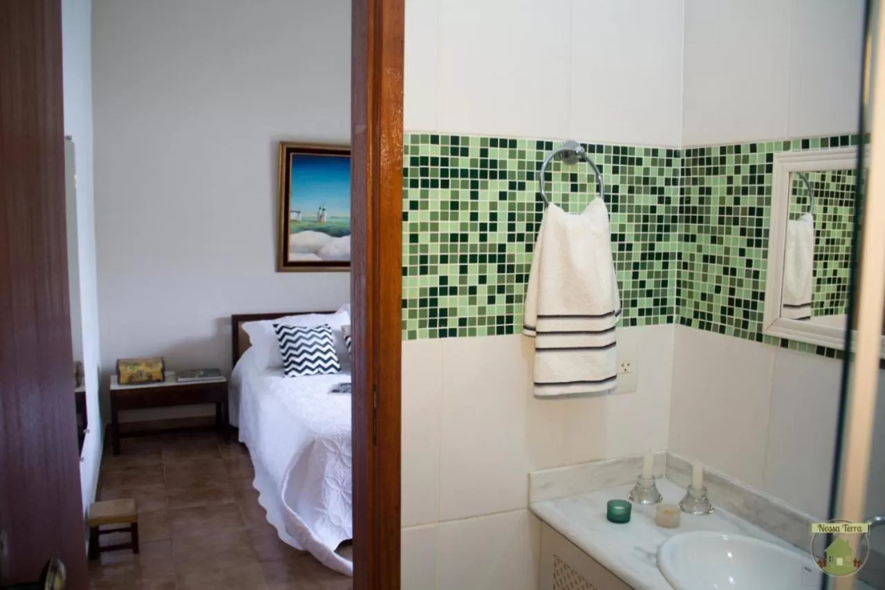 Bathroom in Pousada Nossa Terra