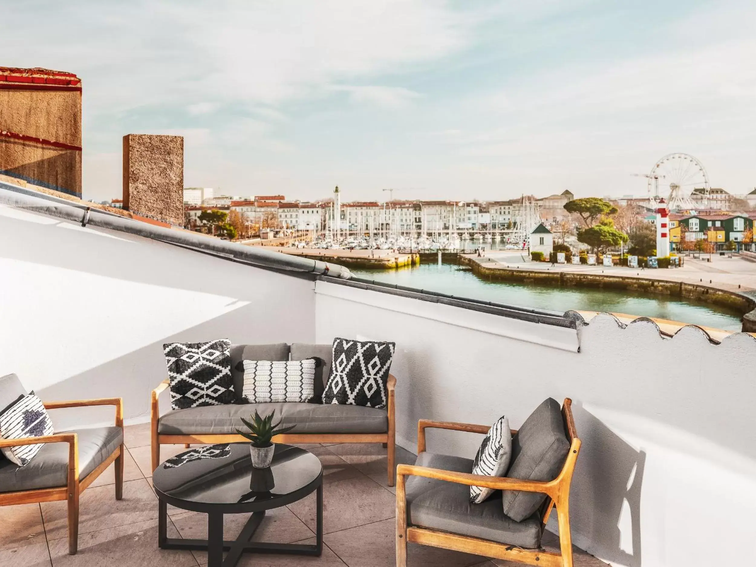 Balcony/Terrace in Maisons du Monde Hôtel & Suites - La Rochelle Vieux Port