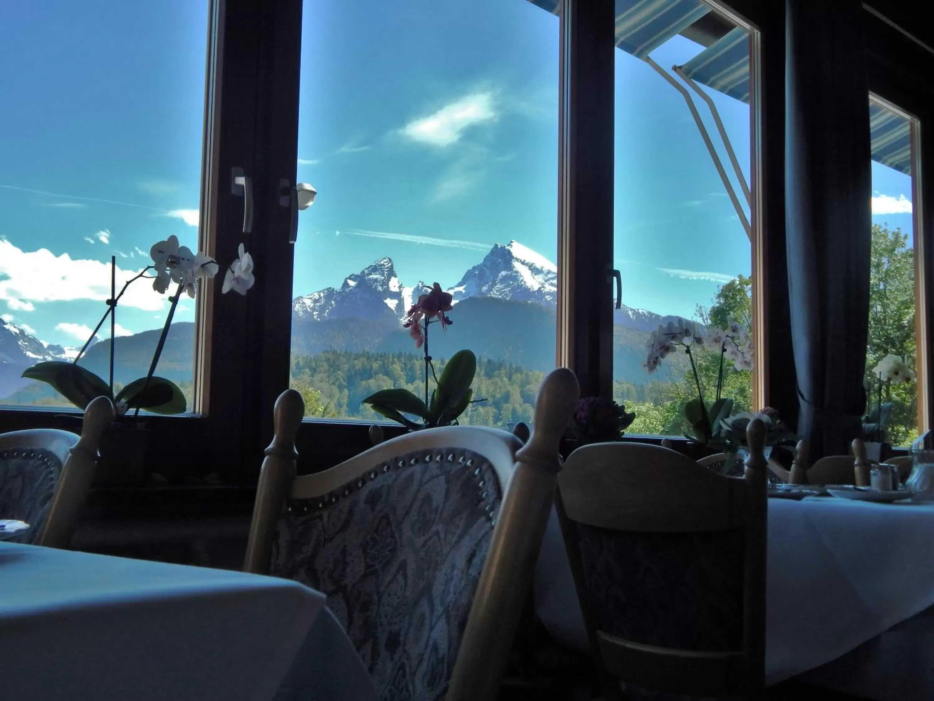 Mountain view in Hotel Vier Jahreszeiten Mountain view in Hotel Vier Jahreszeiten