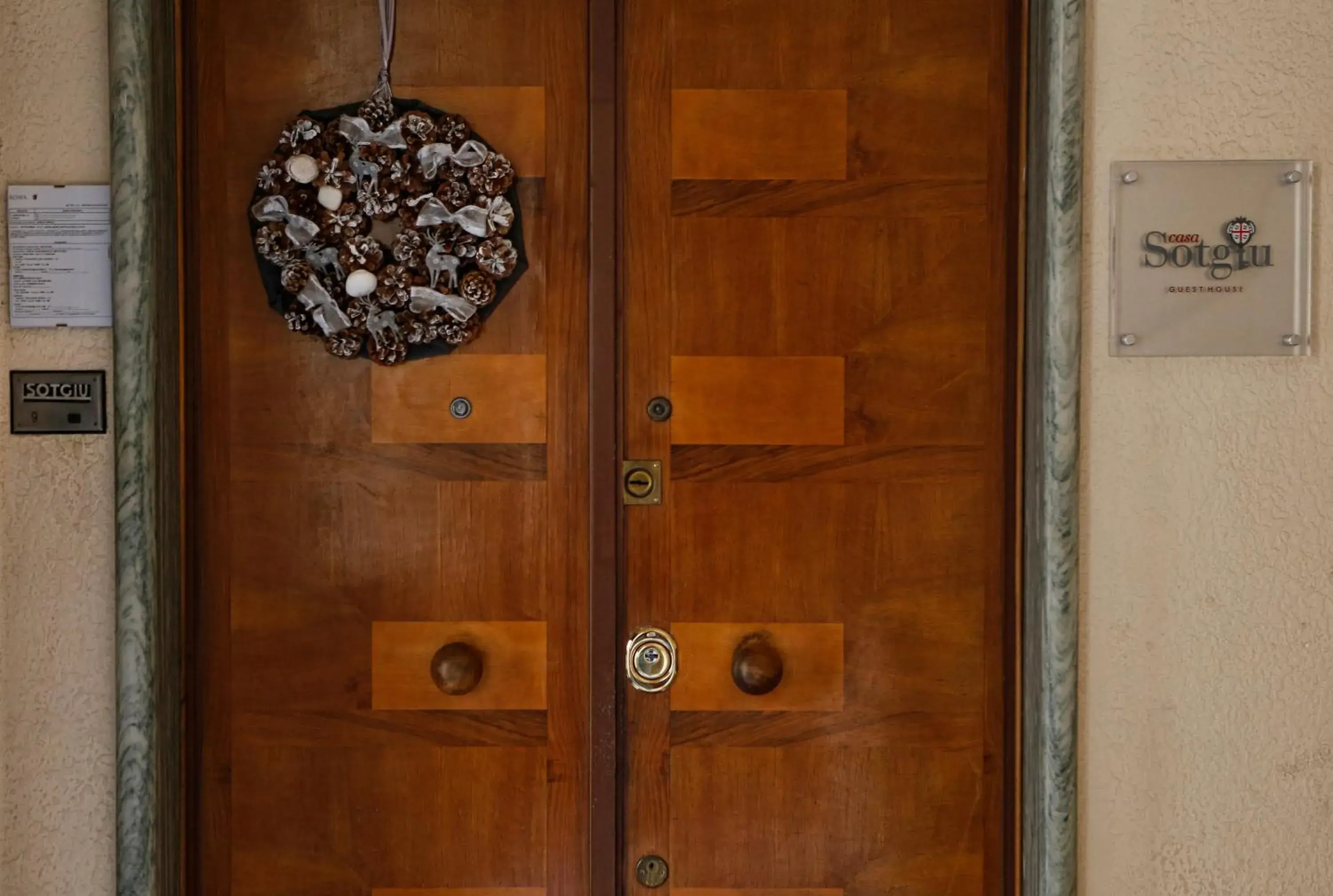 Facade/entrance in Casa Sotgiu Guest House