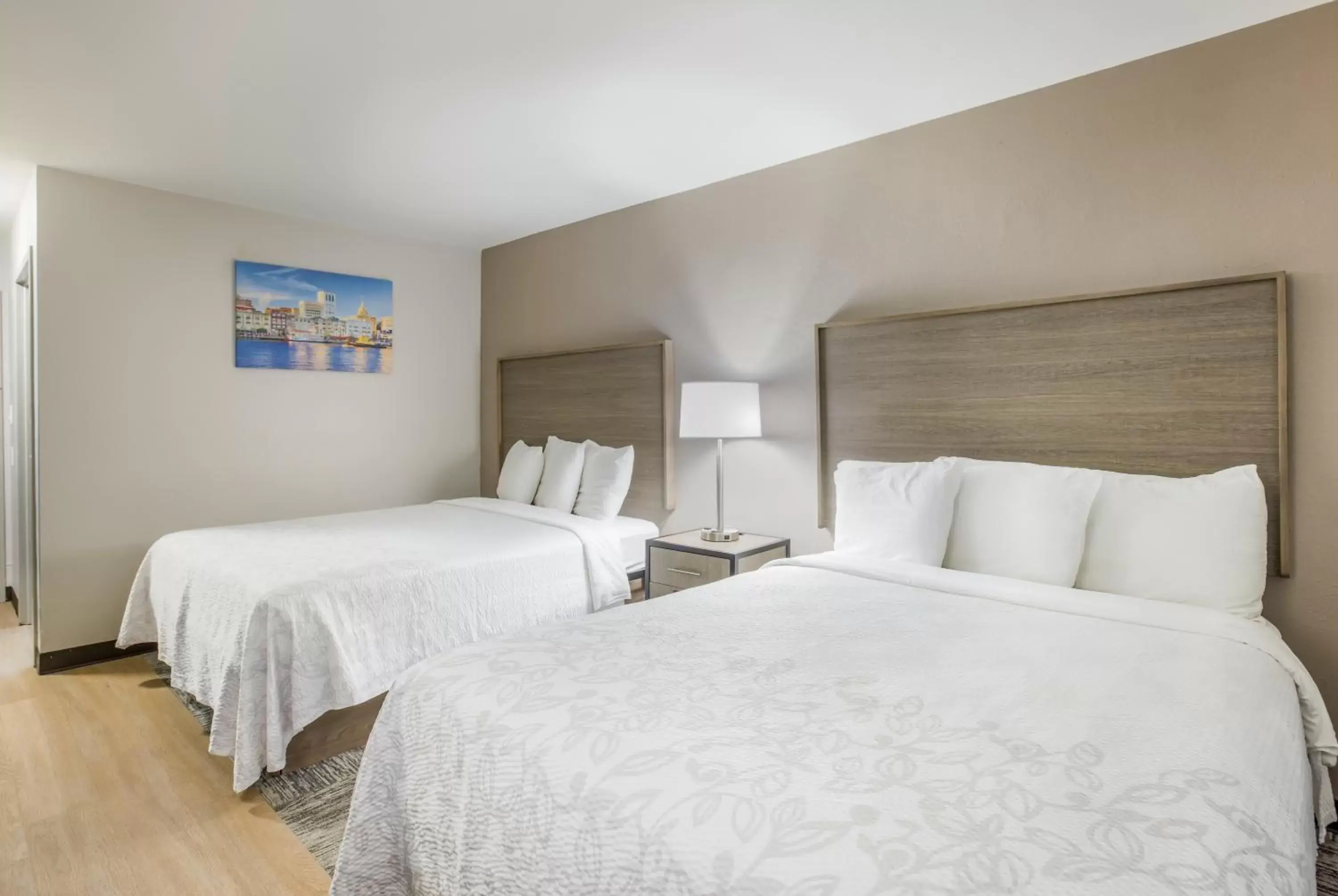 Photo of the whole room, Bed in Red Roof Inn PLUS+ & Suites Savannah – I-95 Photo of the whole room, Bed in Red Roof Inn PLUS+ & Suites Savannah – I-95