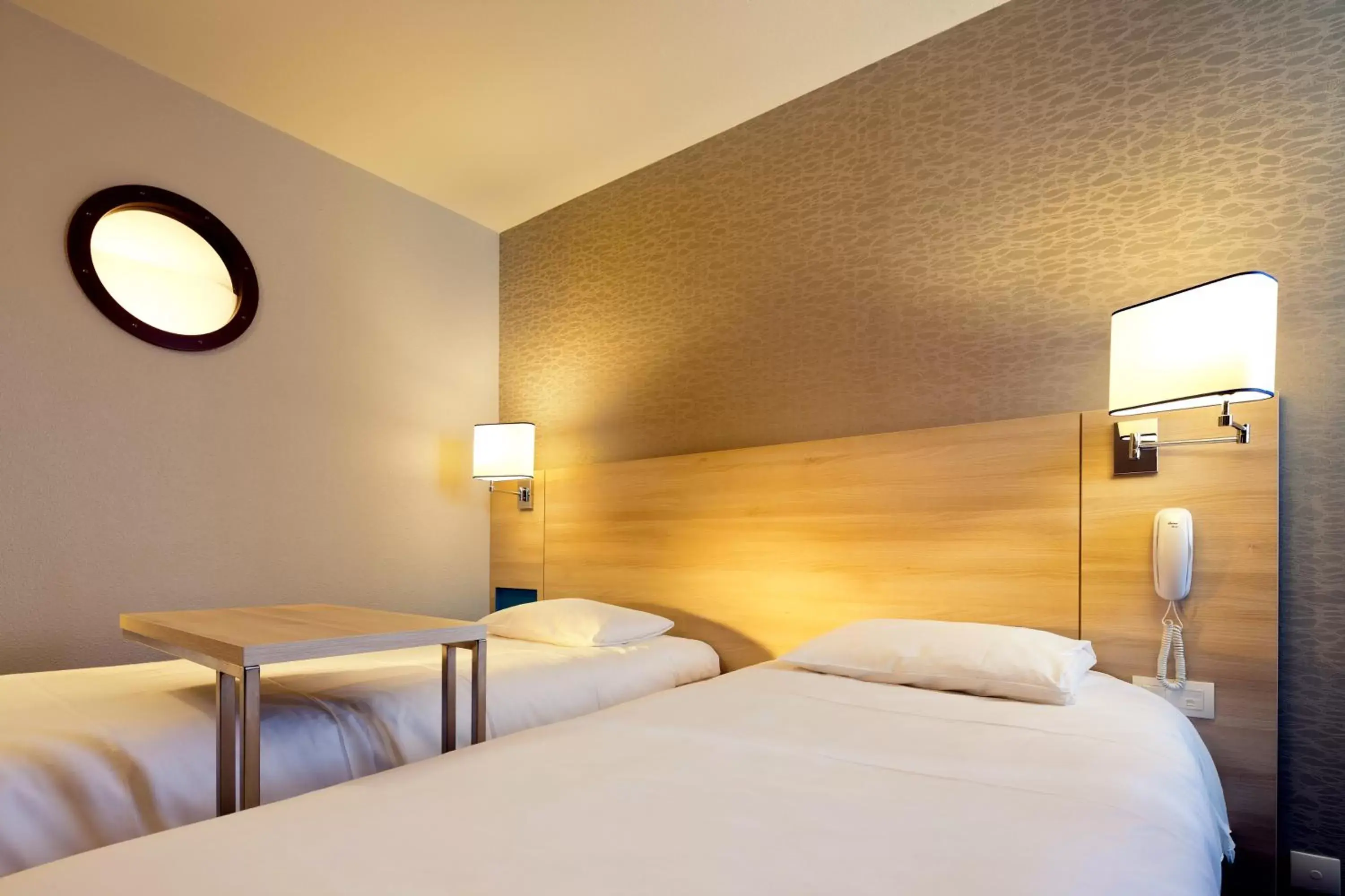 Photo of the whole room, Bed in ibis Styles Ouistreham Photo of the whole room, Bed in ibis Styles Ouistreham