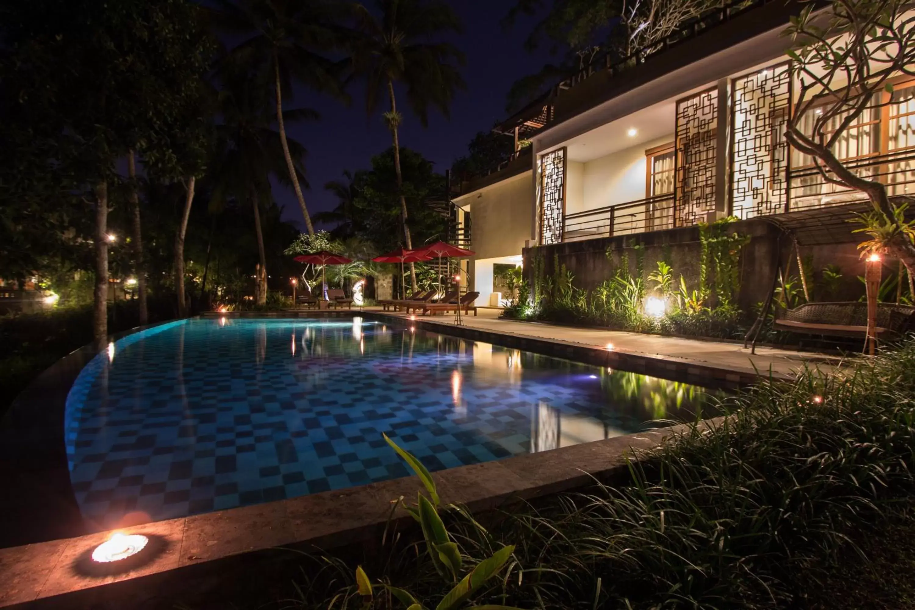 Pool view in Labak River Hotel by EPS Pool view in Labak River Hotel by EPS