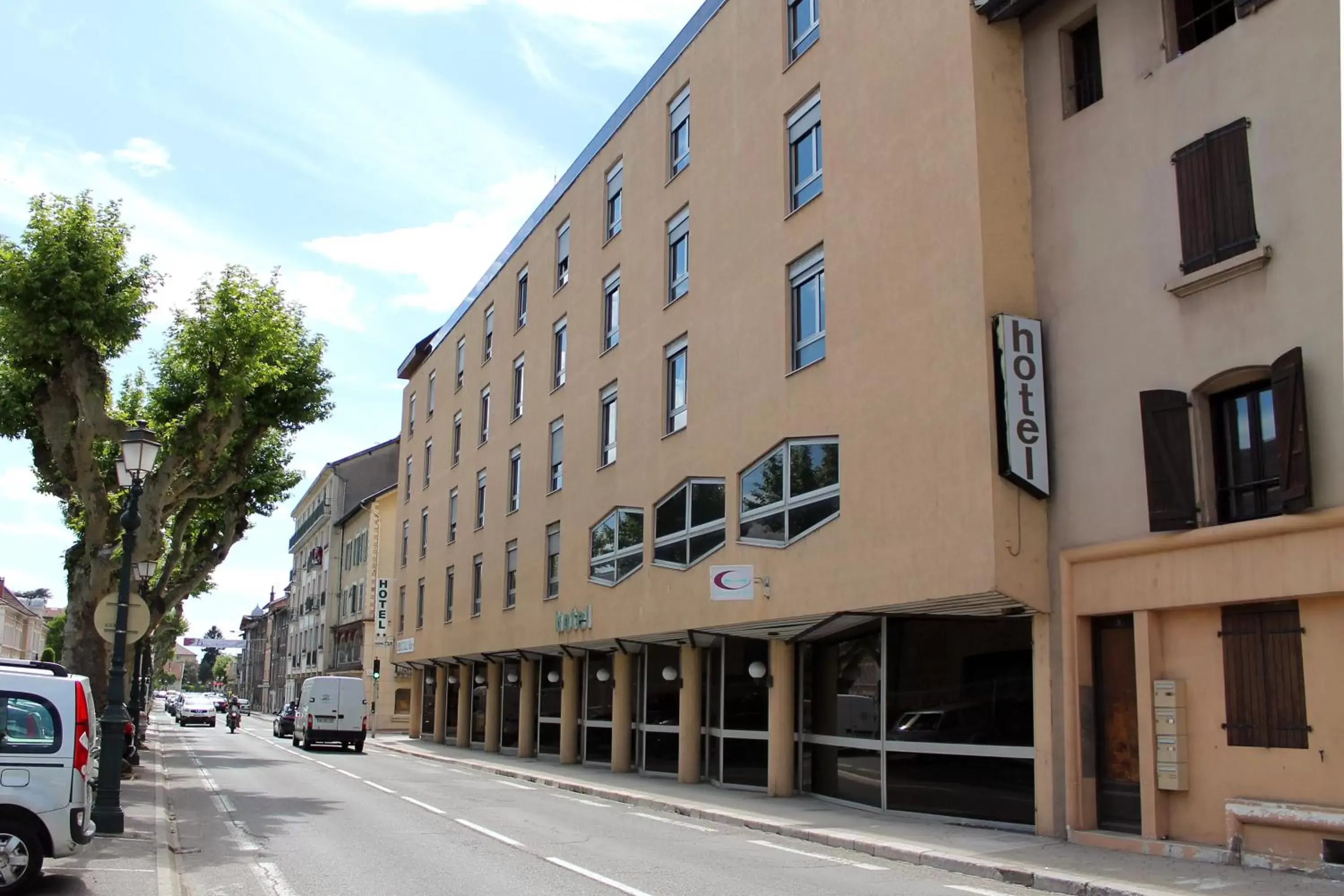 Street view, Property Building in Hôtel Les Portes du Vercors