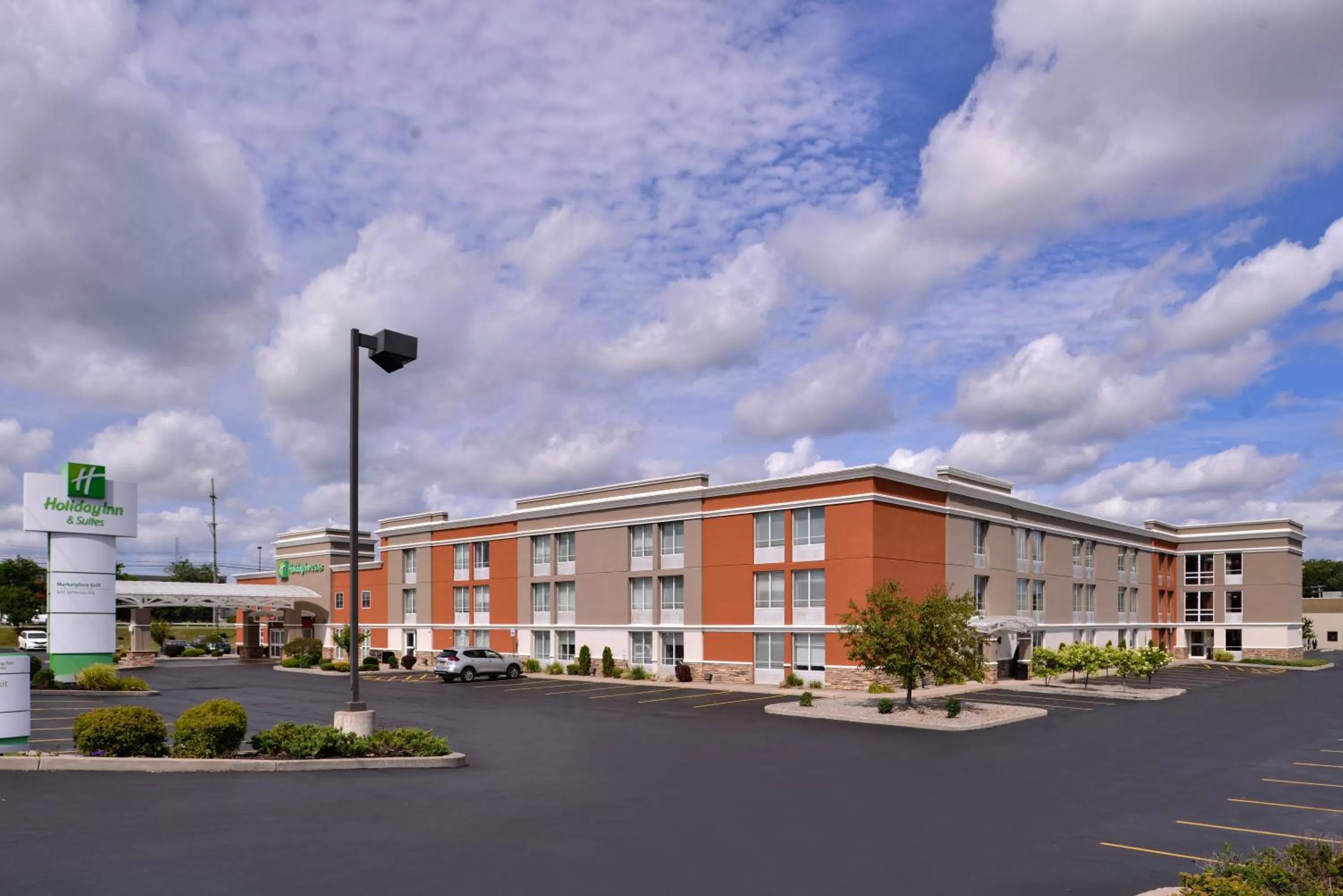 Property building in Holiday Inn Hotel & Suites Rochester - Marketplace by IHG