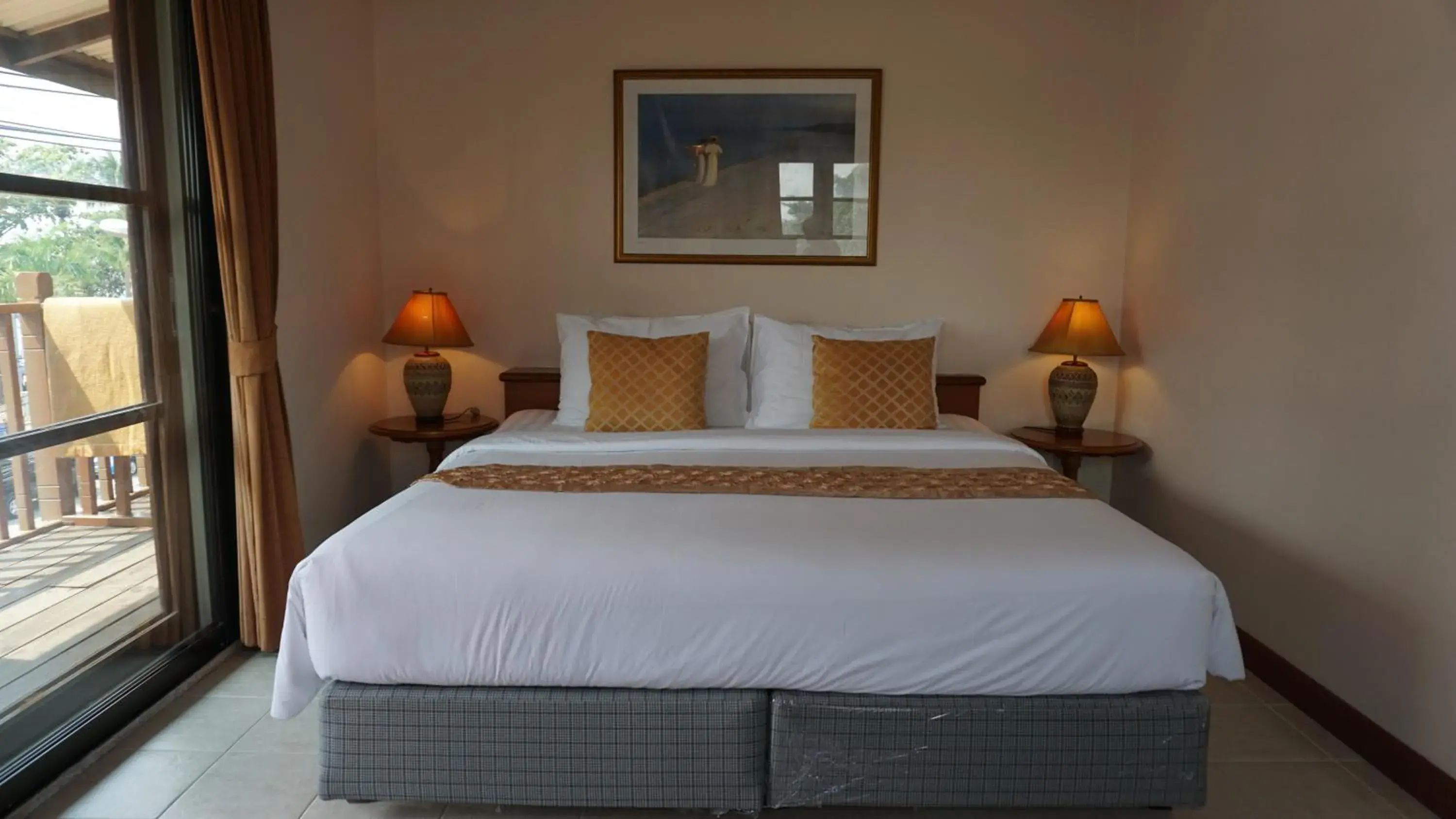 Bed in Jomtien Boathouse Bed in Jomtien Boathouse