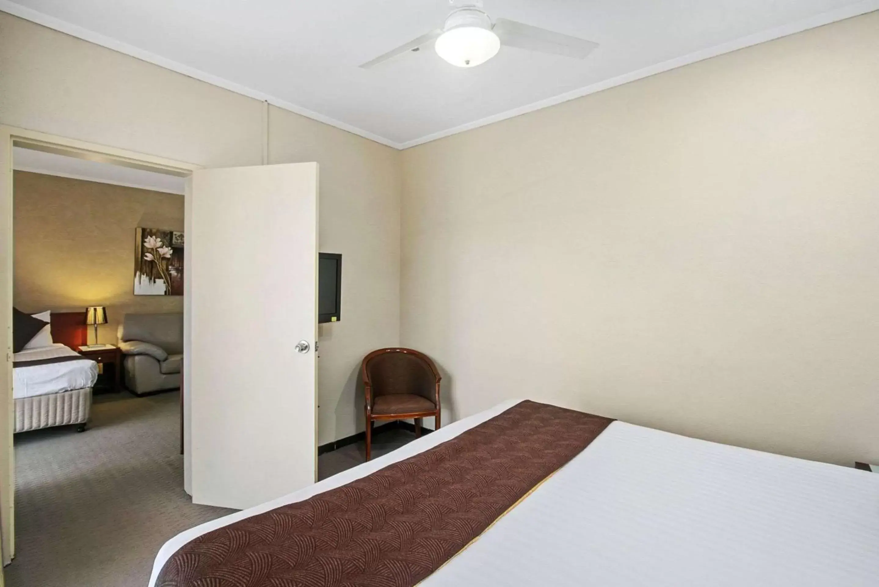 Bedroom, Bed in Comfort Inn Whyalla