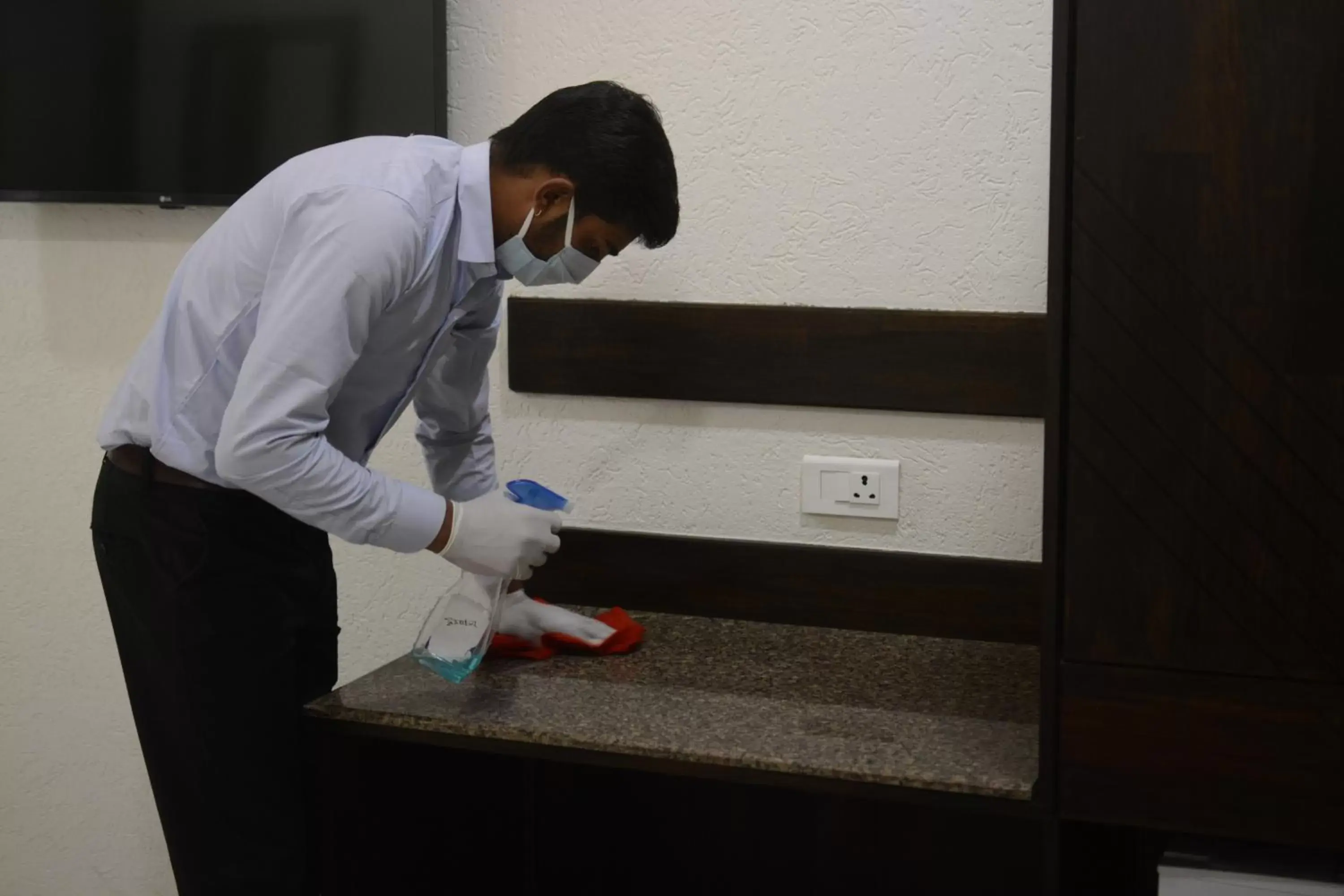 Staff in Clover Inn Staff in Clover Inn