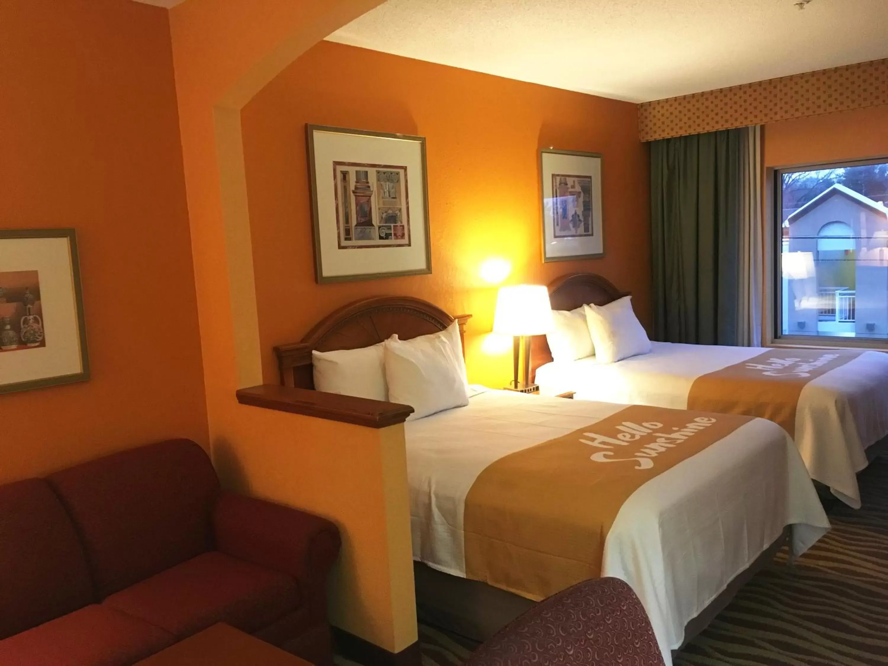 Bed in Days Inn & Suites by Wyndham Albany