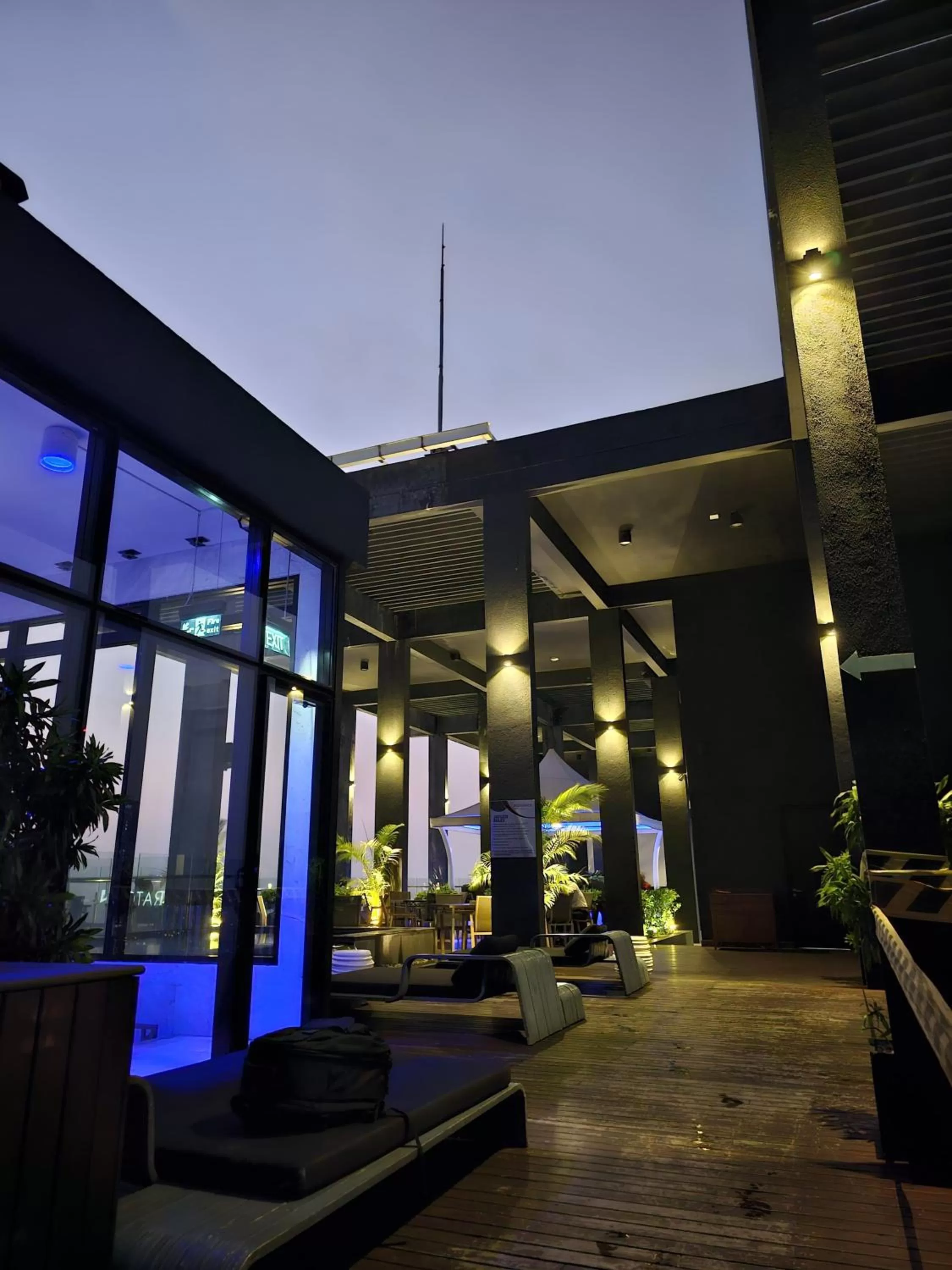 Night in Mövenpick Hotel Colombo