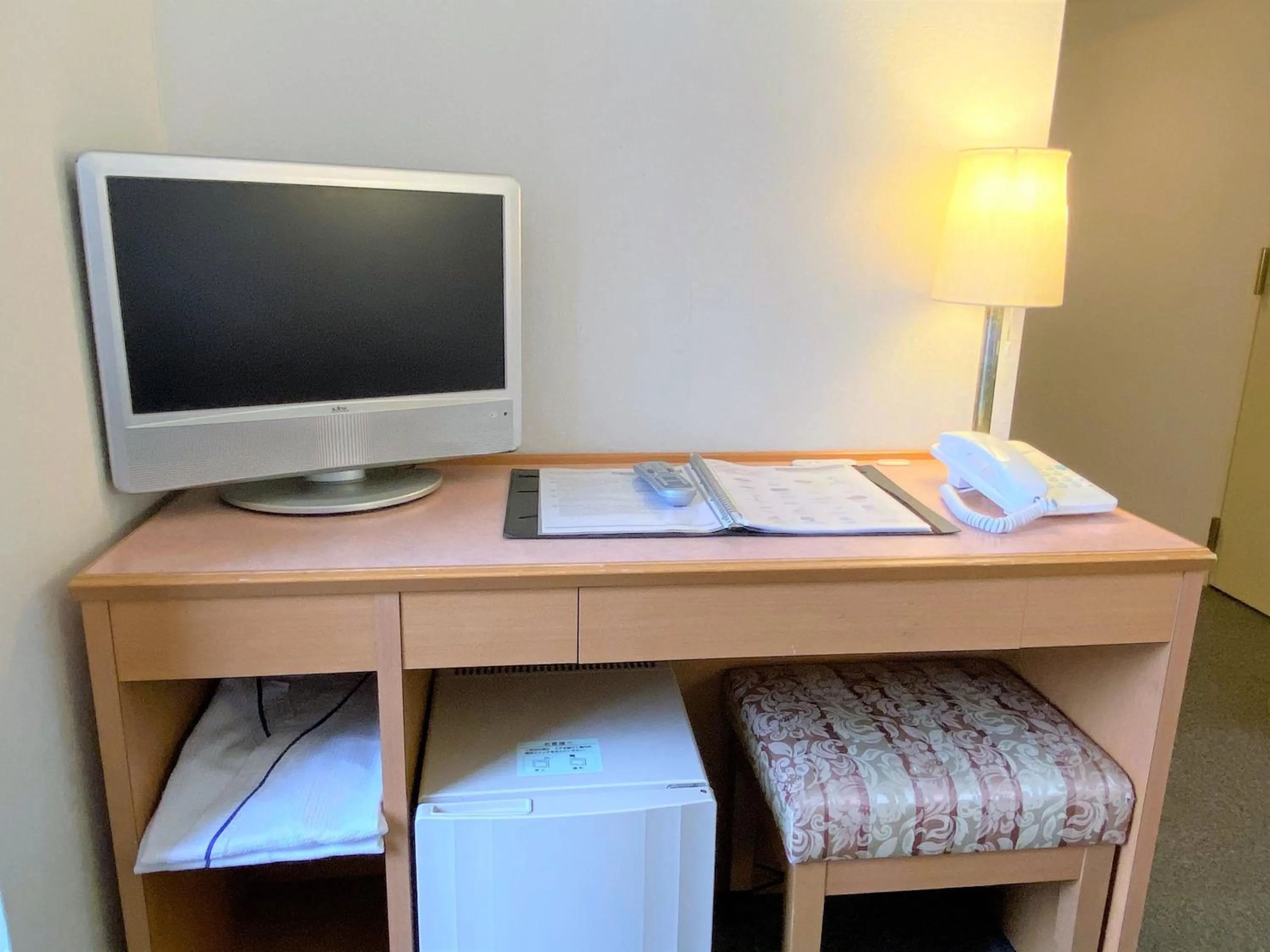 Photo of the whole room, Bed in Sakura Hotel Hatagaya