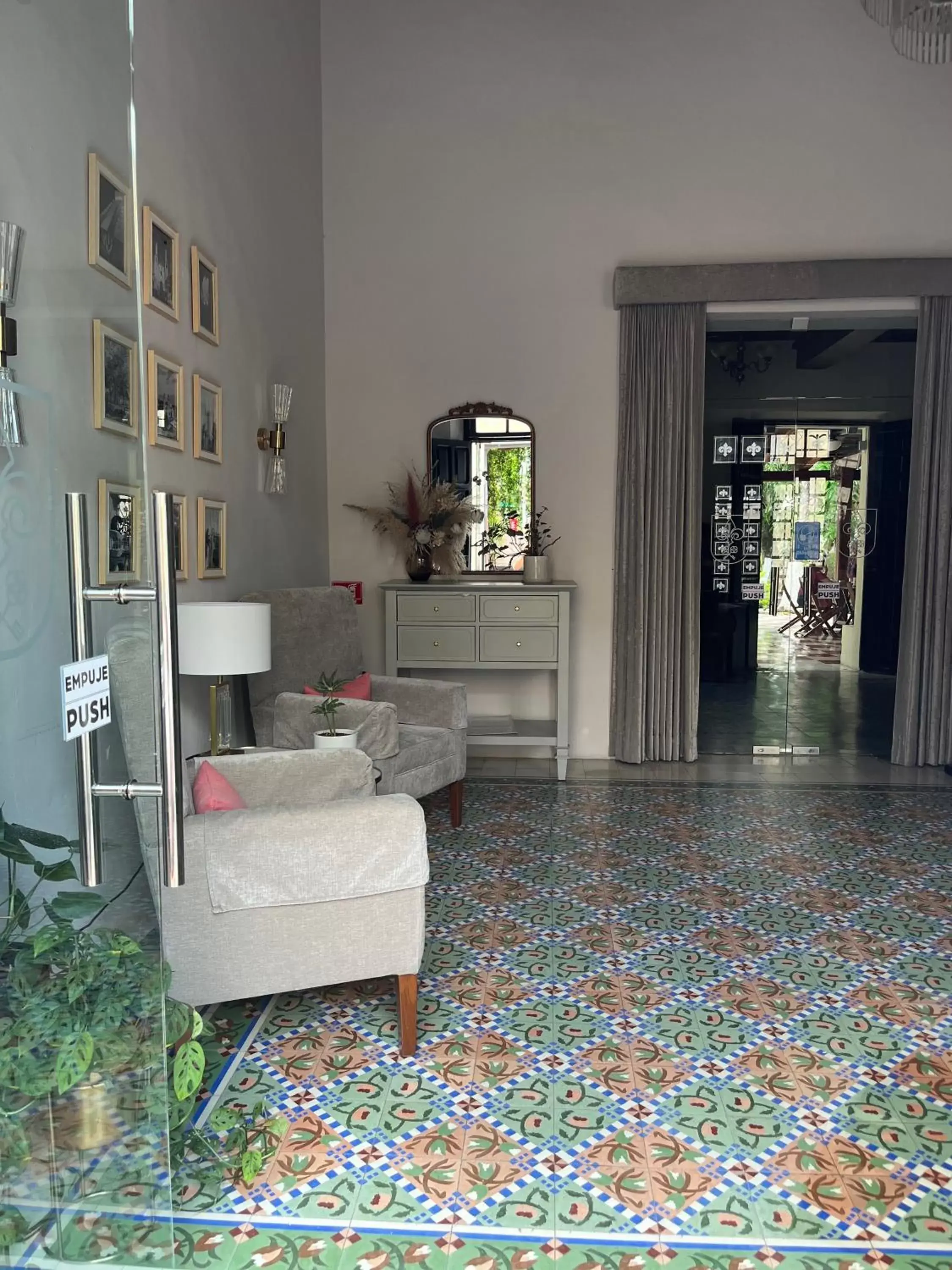 Living room, Seating Area in Casa Valladolid Boutique Hotel