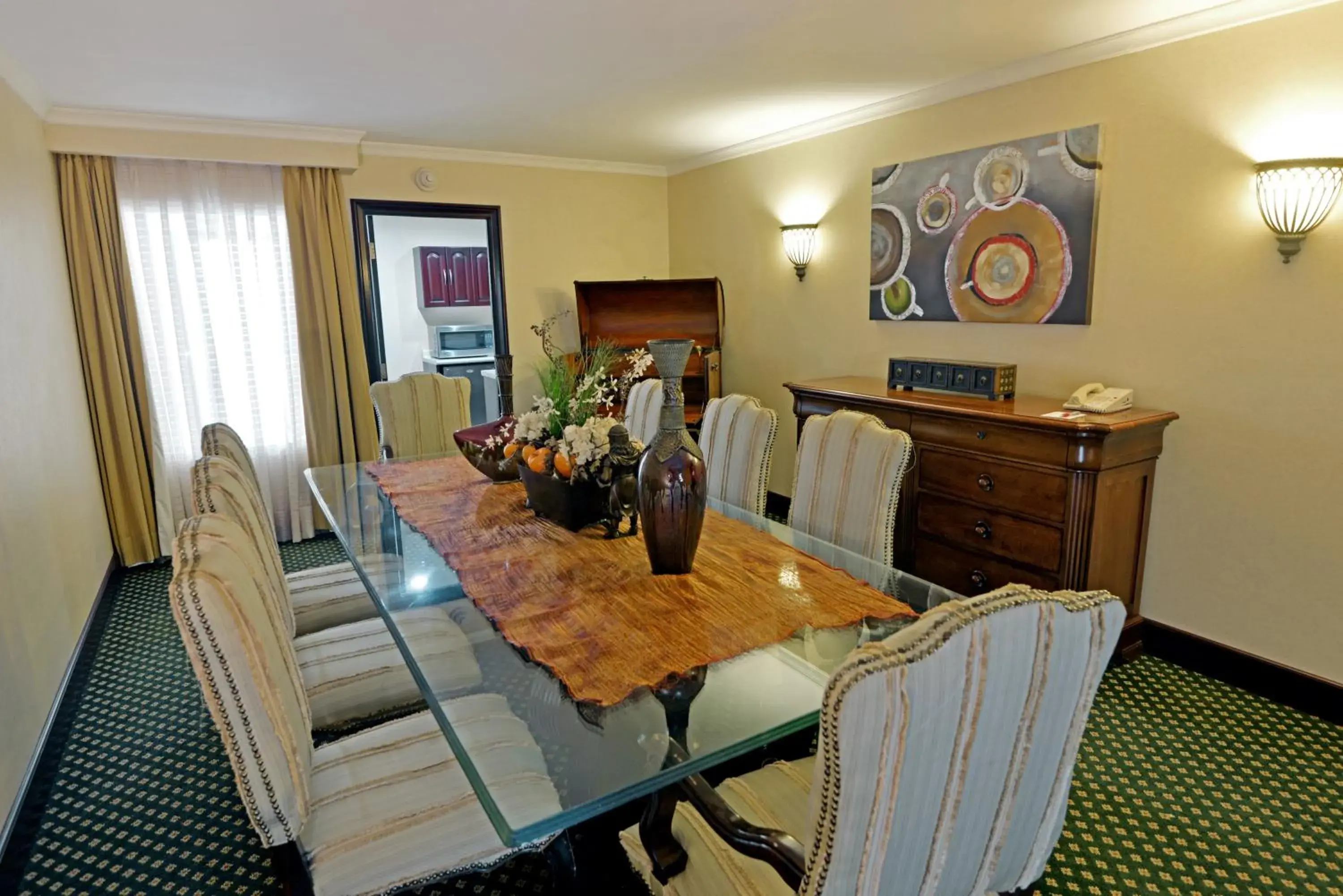 Dining Area in Torreon Marriott Hotel