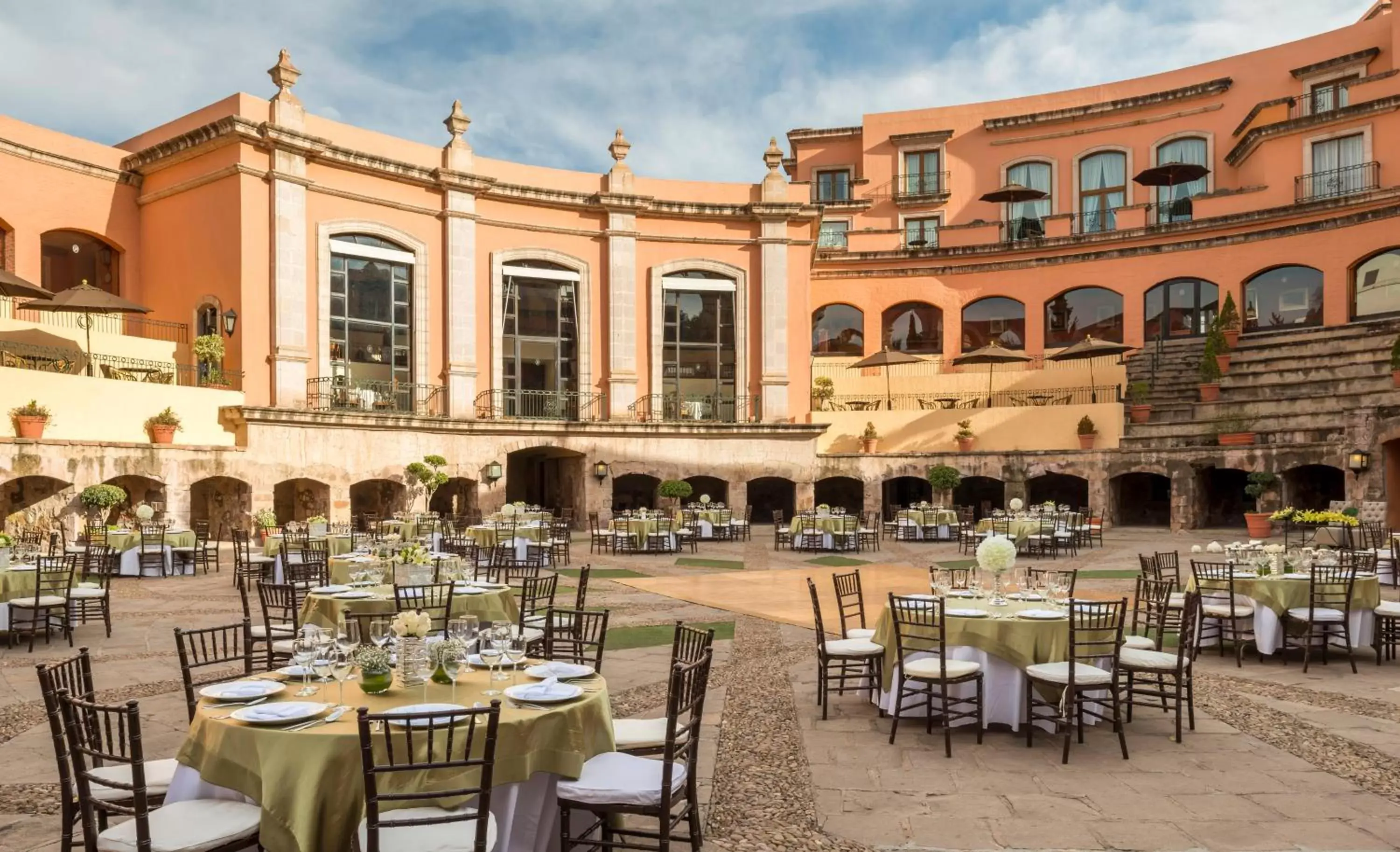 Banquet/Function facilities, Restaurant/Places to Eat in Quinta Real Zacatecas