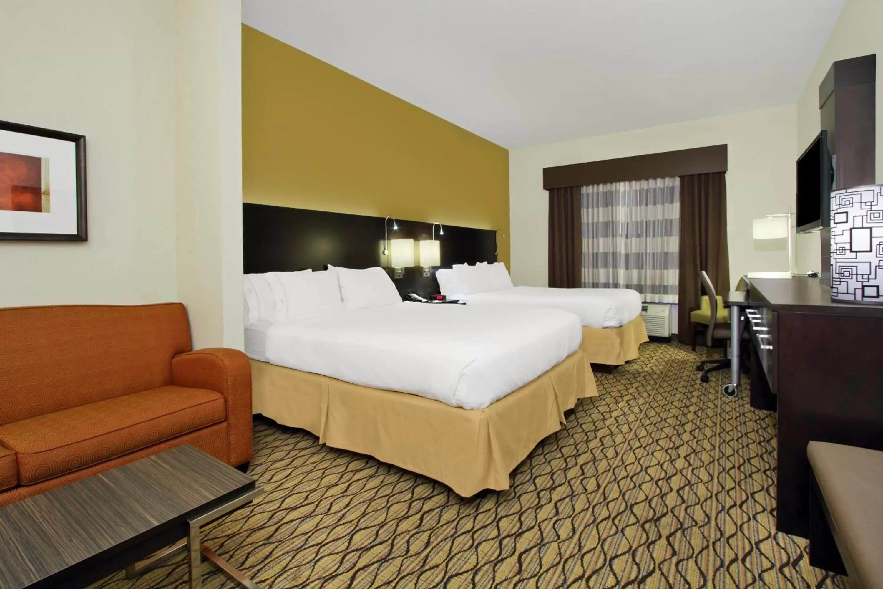 Bedroom, Bed in Holiday Inn Express - Colorado Springs - First & Main, an IHG Hotel