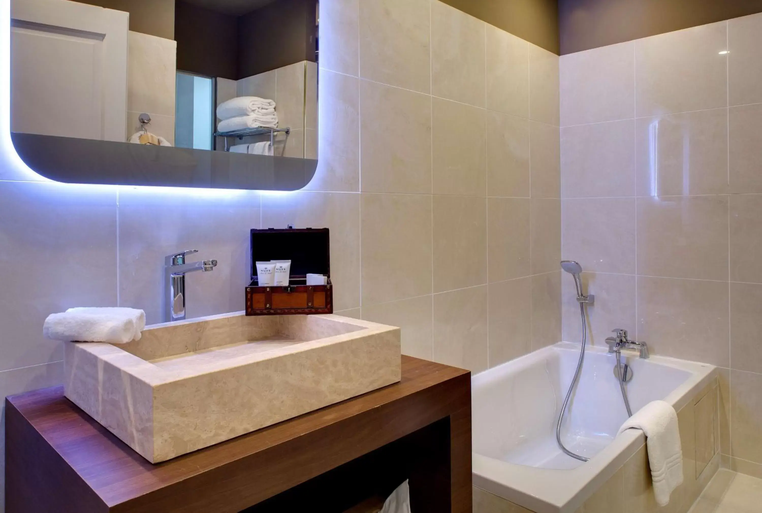 Bathroom in Grand Hotel Des Sablettes Plage, Curio Collection By Hilton
