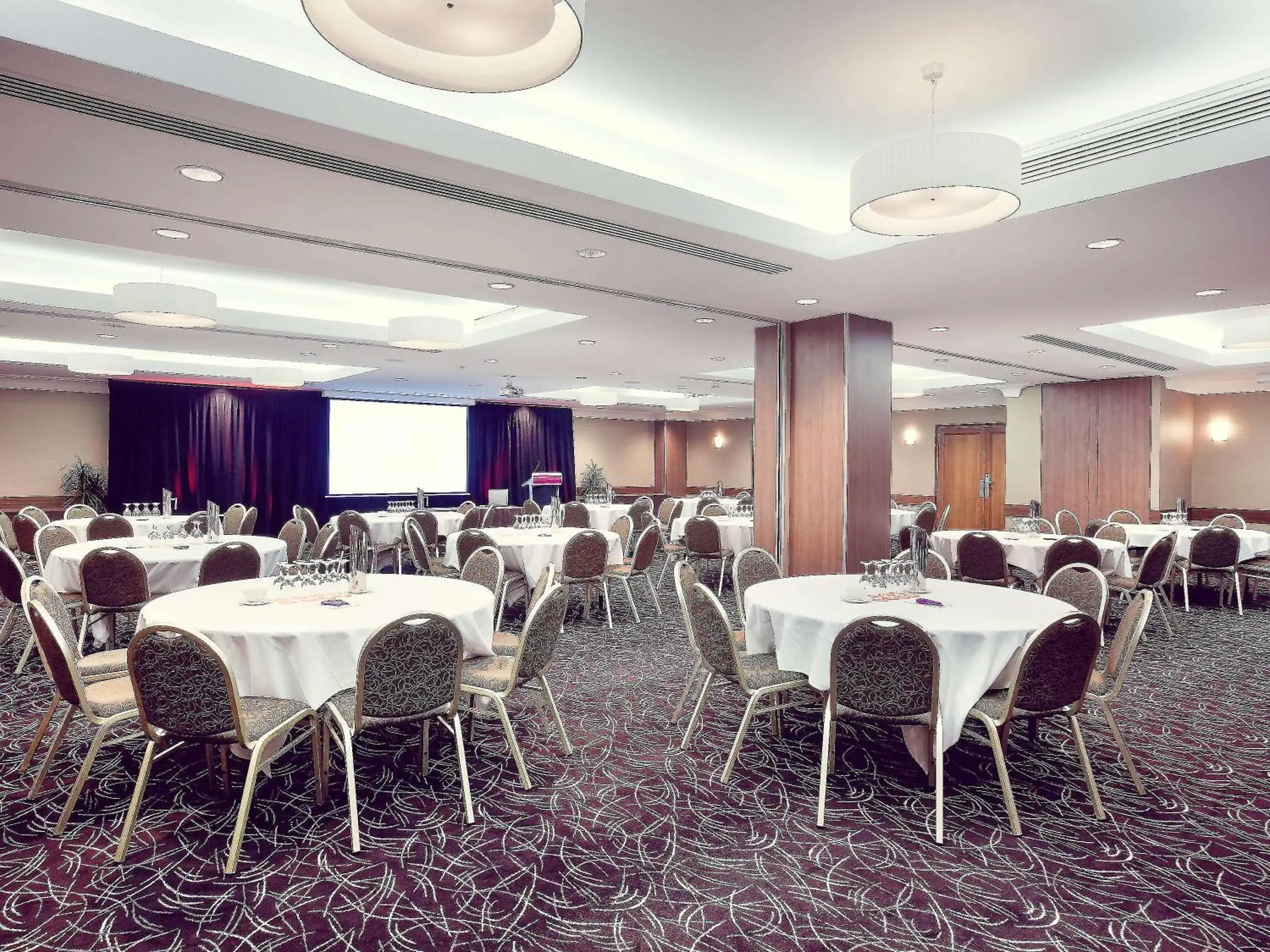 On site, Banquet Facilities in Mercure Perth