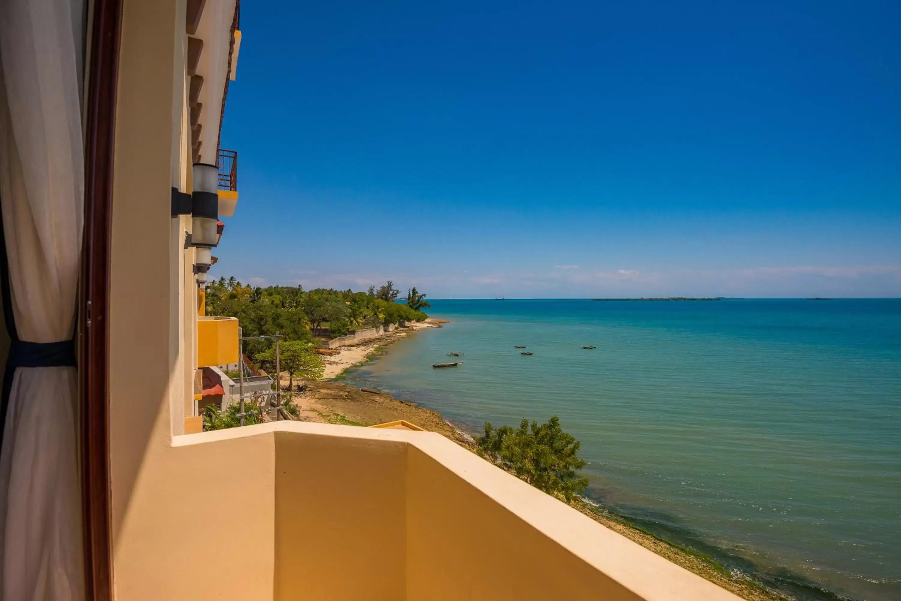 Sea view, Balcony/Terrace in Golden Tulip Zanzibar Resort