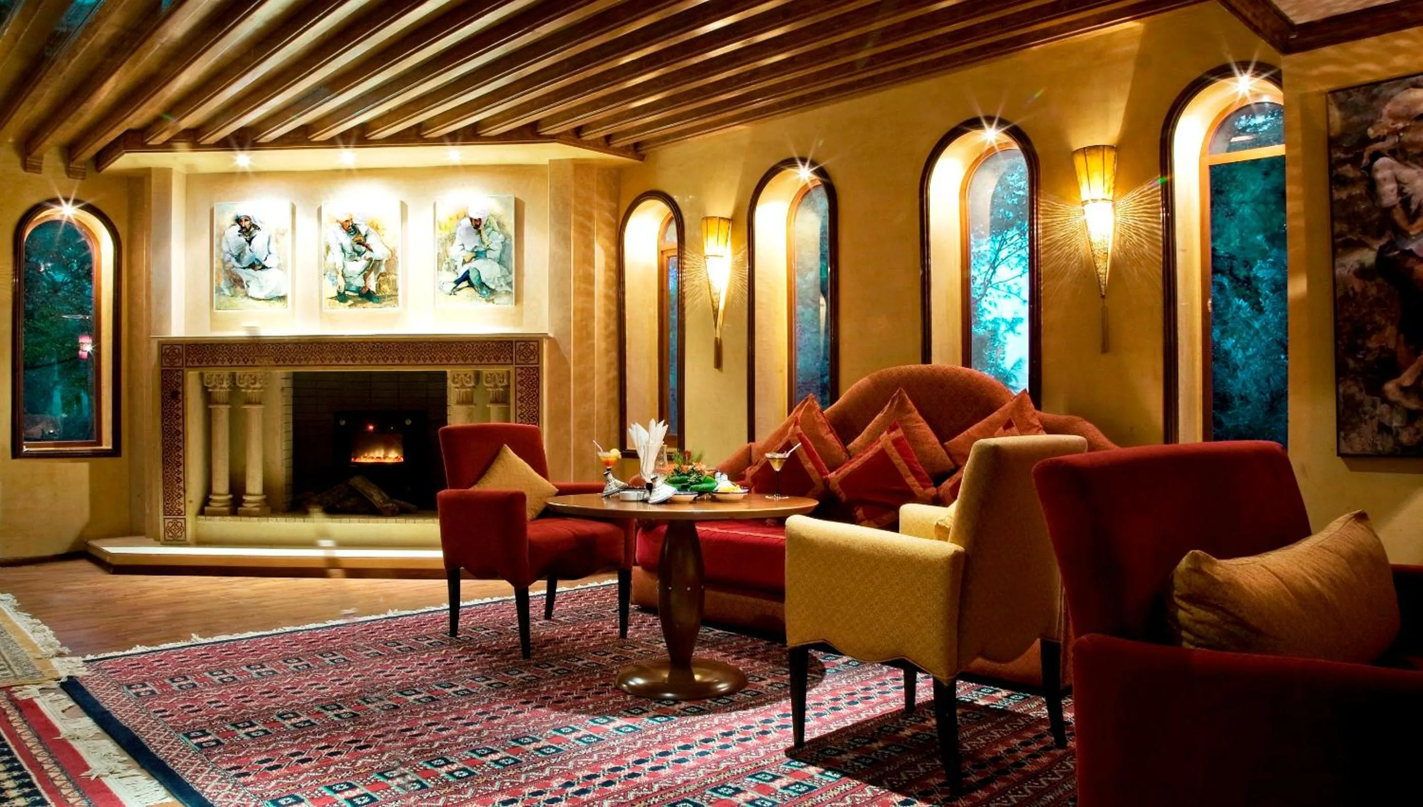 Lounge or bar in Les Mérinides