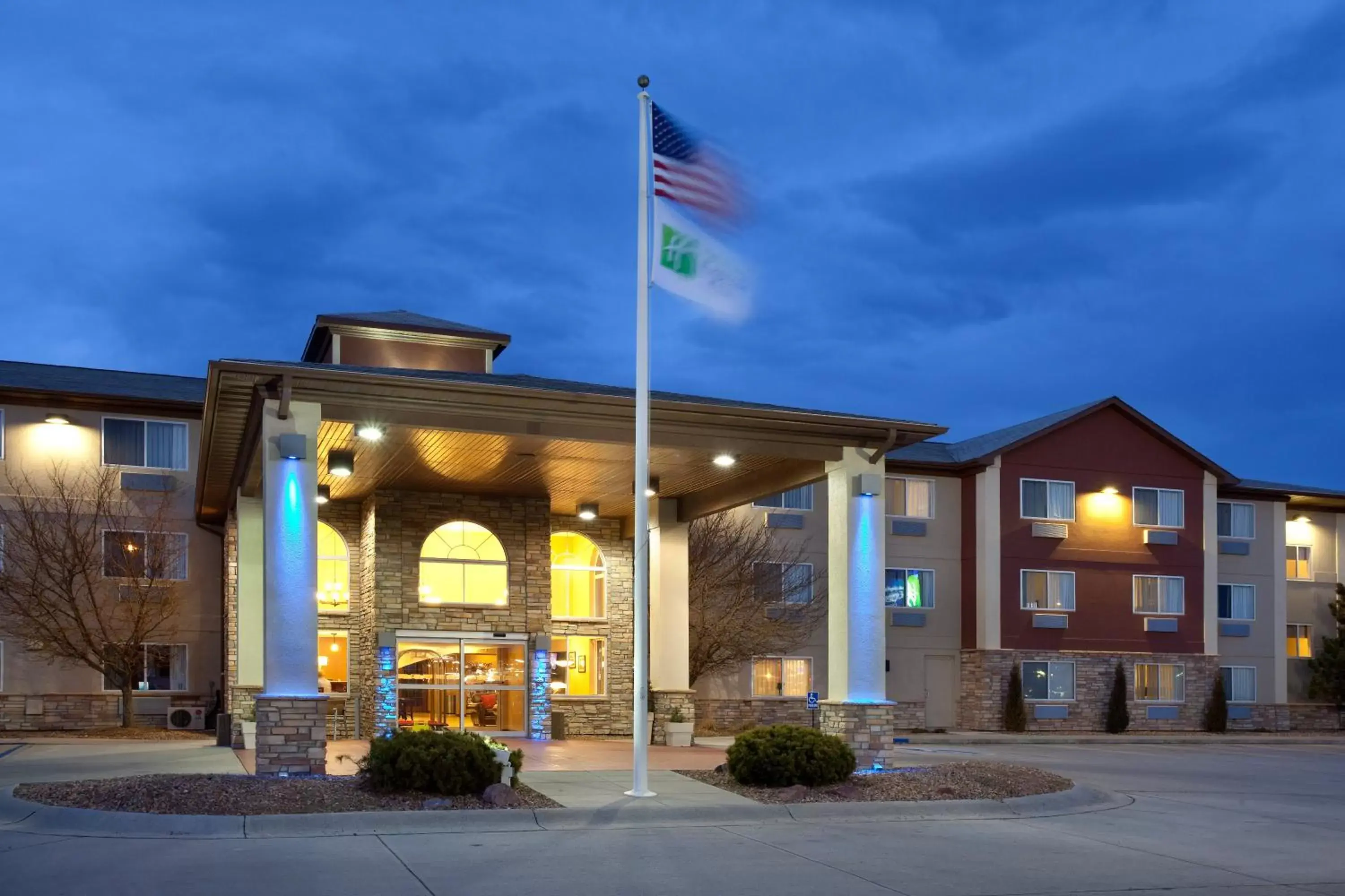 Property Building in Holiday Inn Express Scottsbluff - Gering, an IHG Hotel