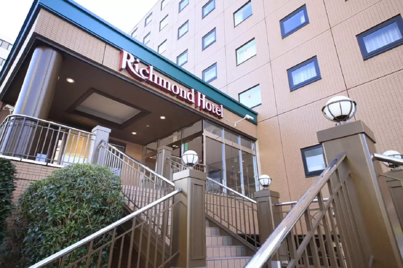 Facade/entrance in Richmond Hotel Tokyo Musashino