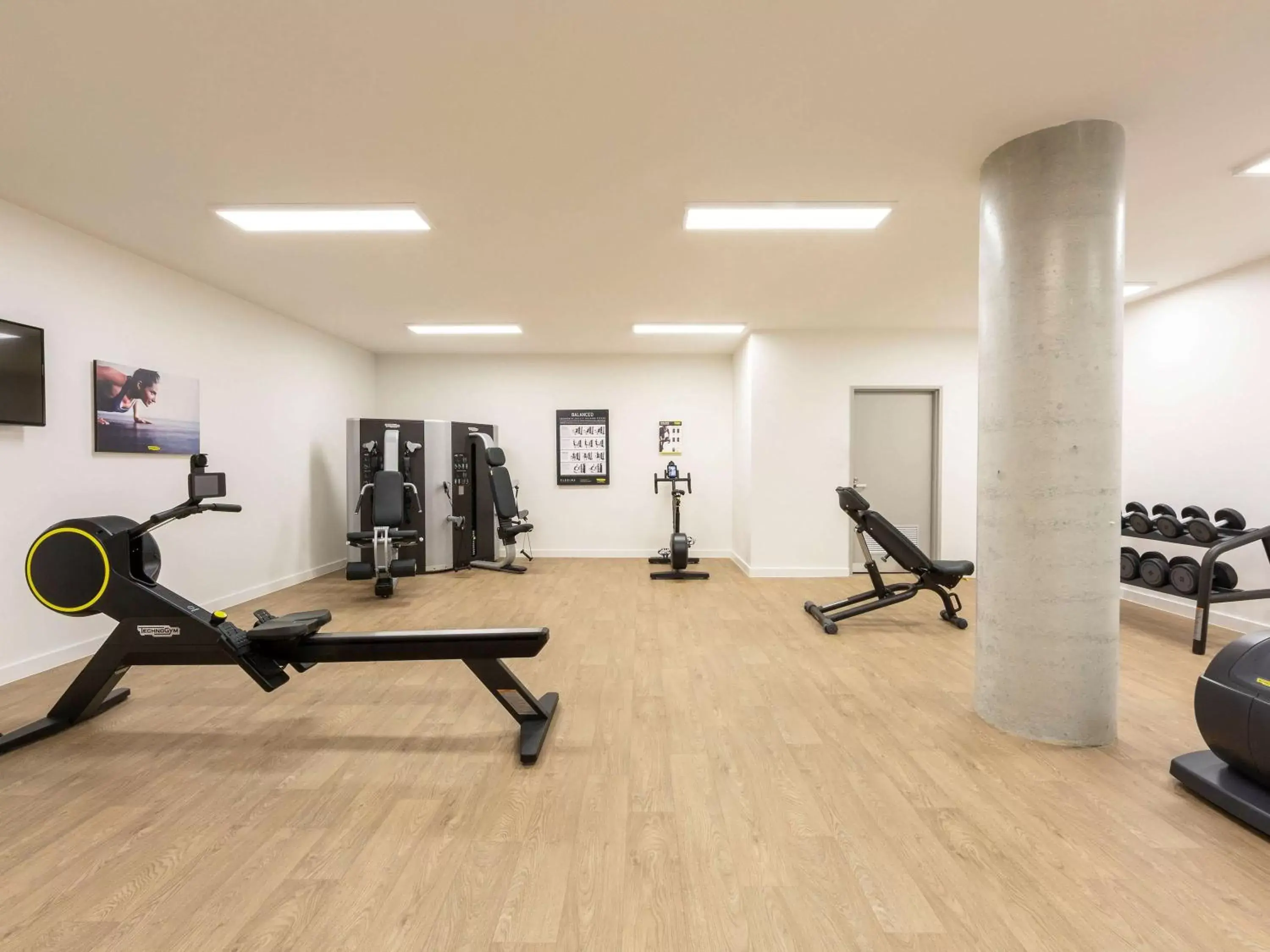 Fitness centre/facilities, Fitness Center/Facilities in Mercure Canberra Belconnen