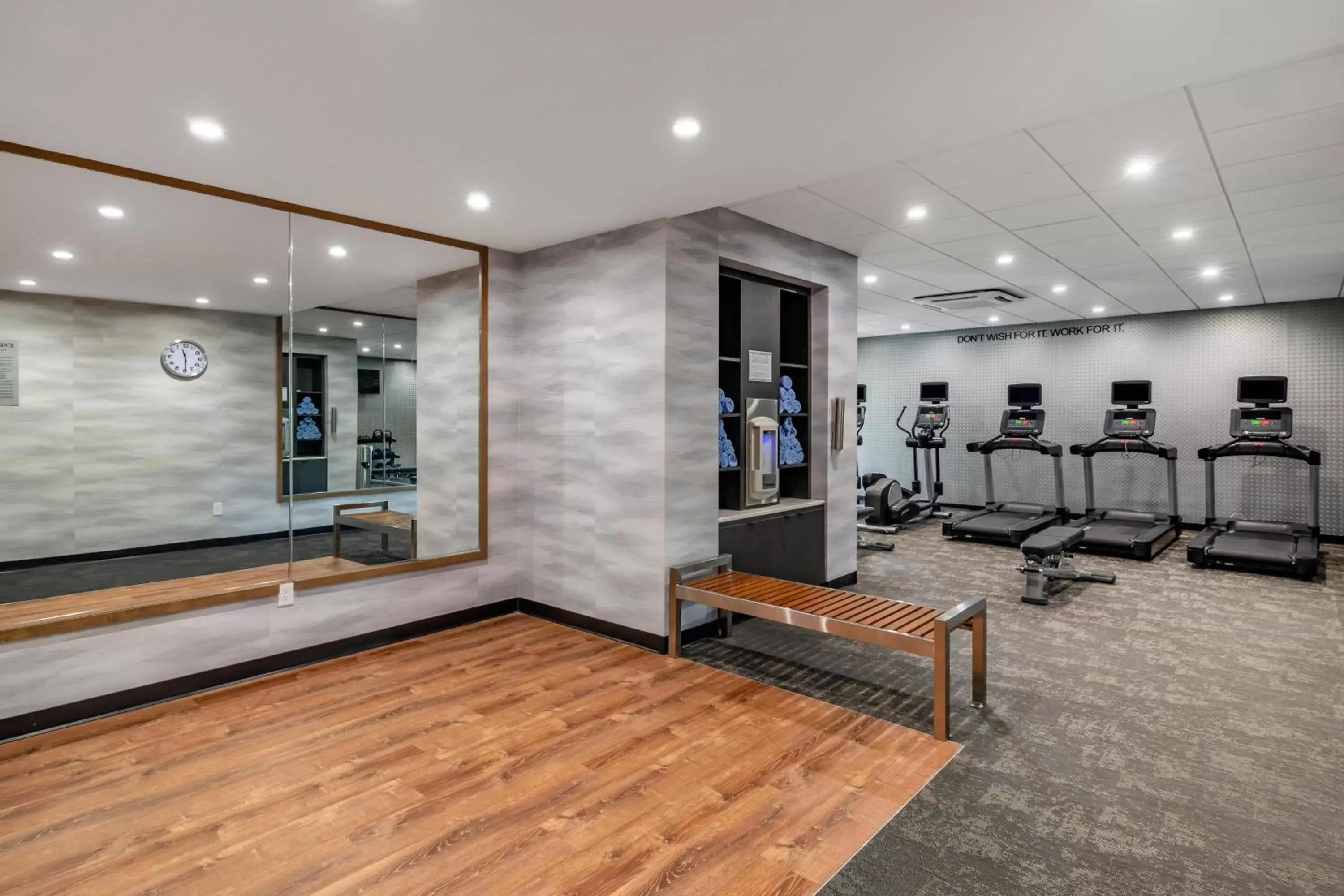 Fitness centre/facilities in Fairfield Inn & Suites by Marriott Helen
