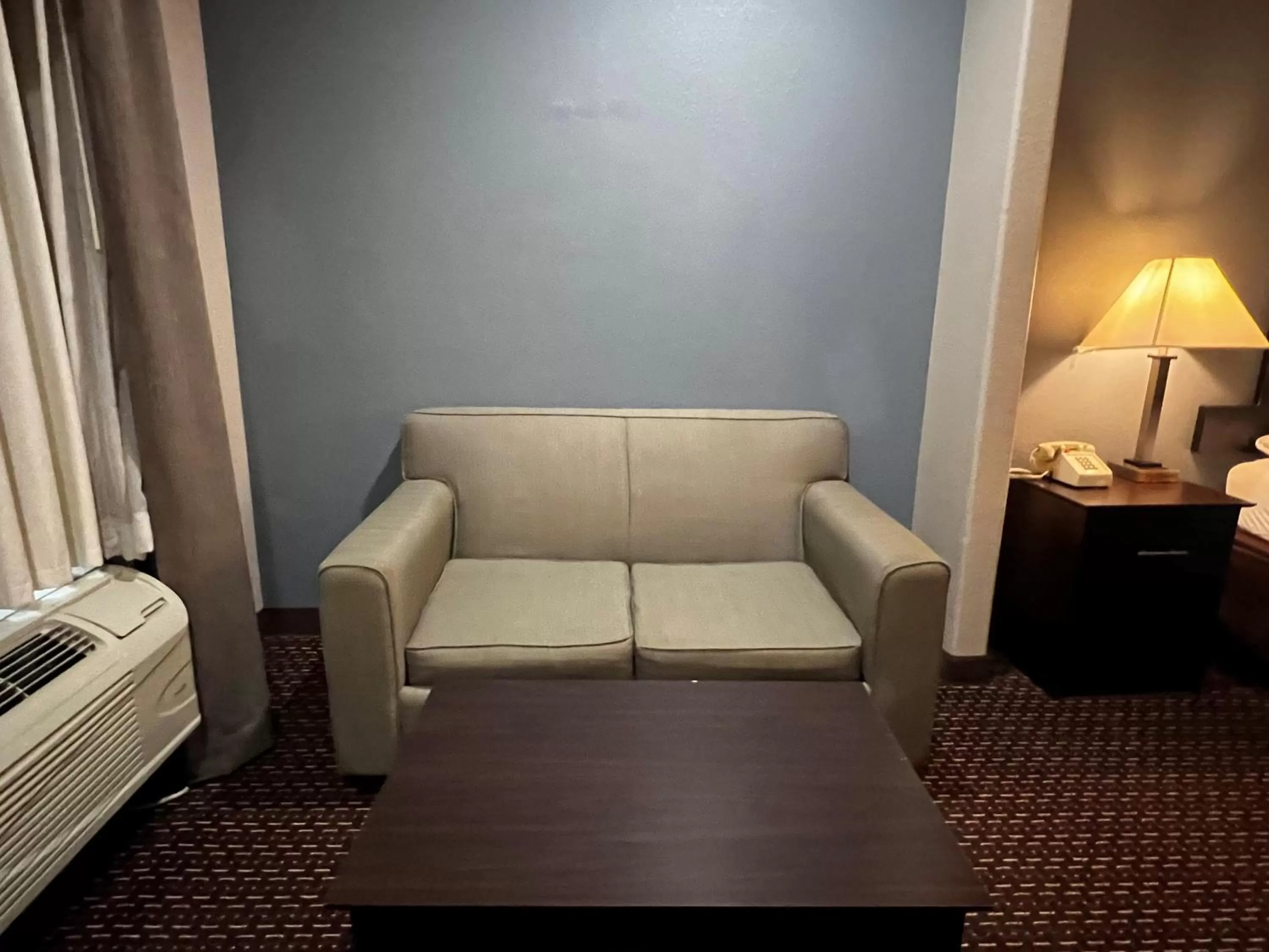 Seating area in Super 8 by Wyndham Center