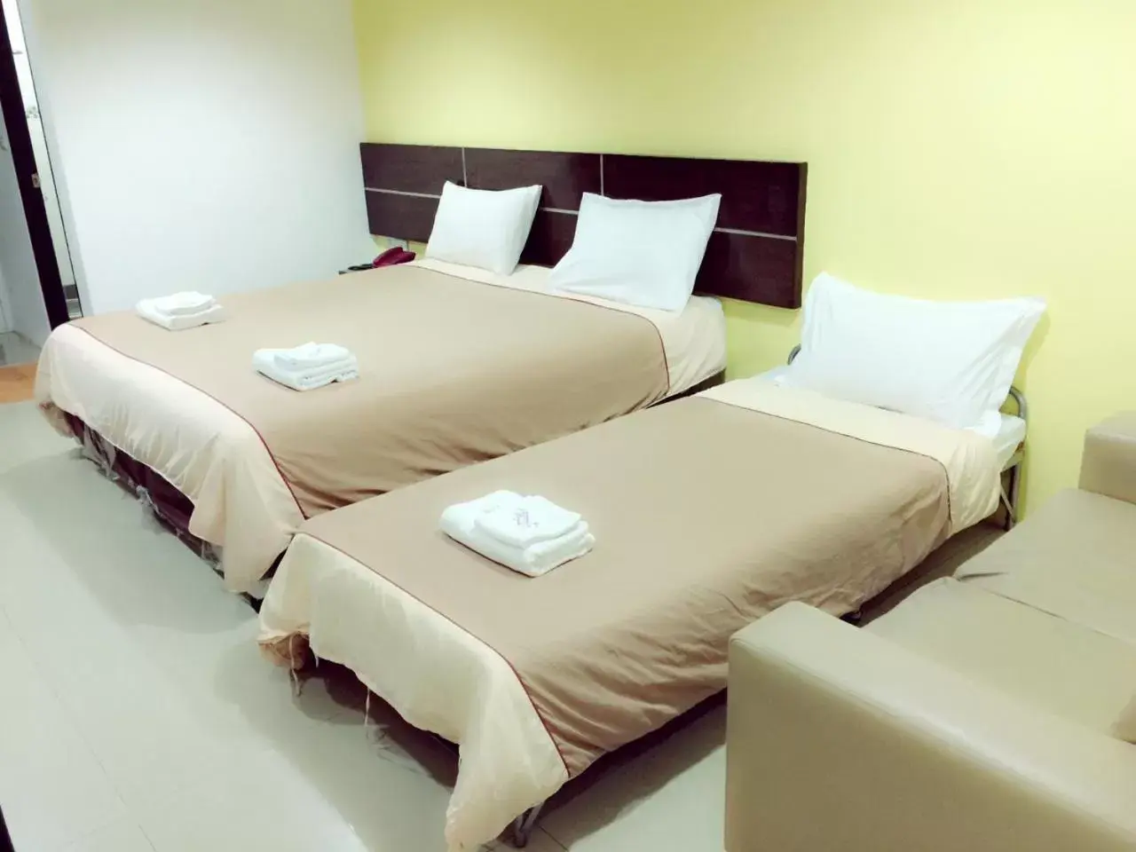 Bed in Diamond Bangkok Apartment