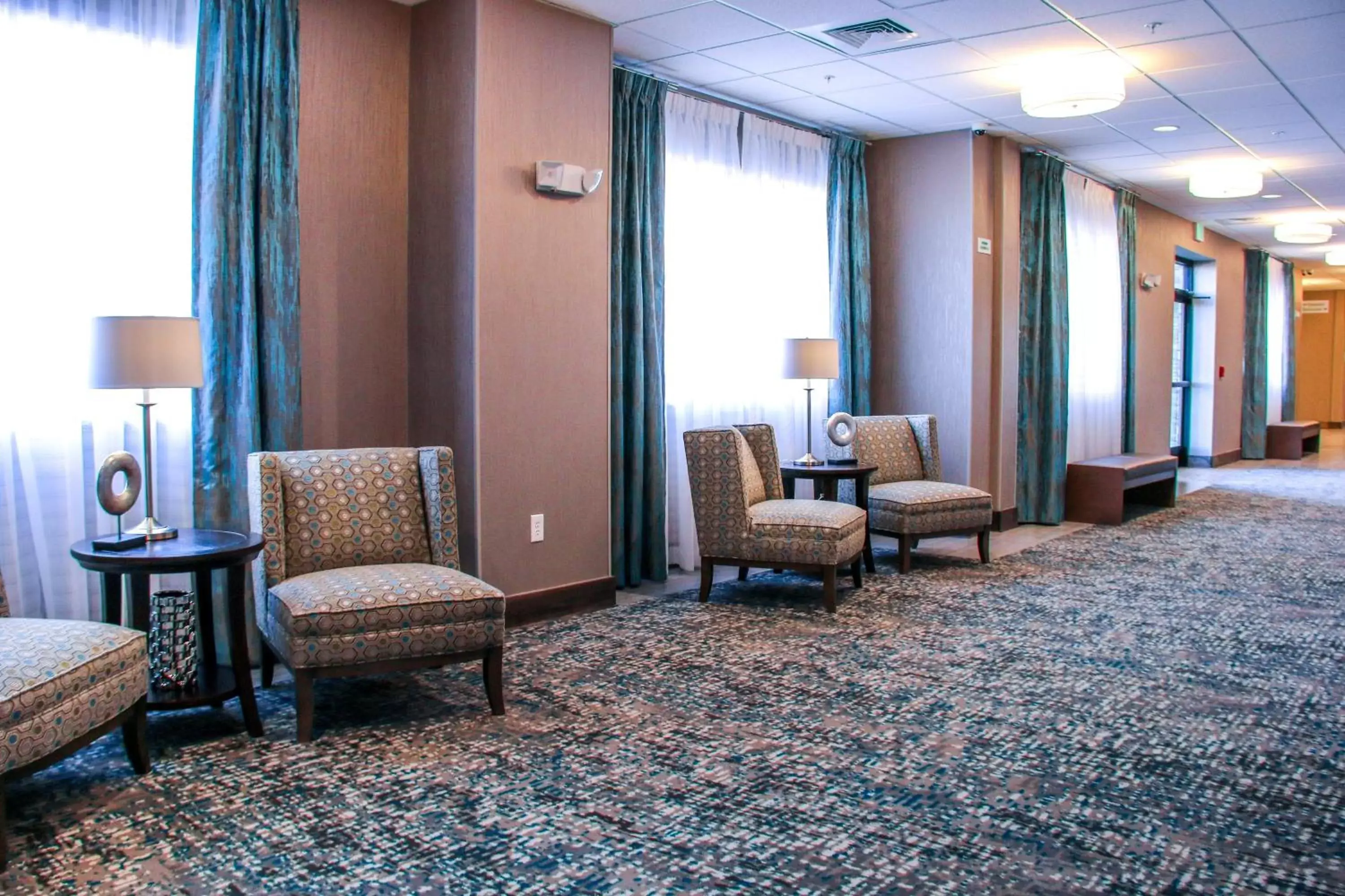 Meeting/conference room, Seating Area in Holiday Inn Hotel & Suites Denver Tech Center-Centennial, an IHG Hotel