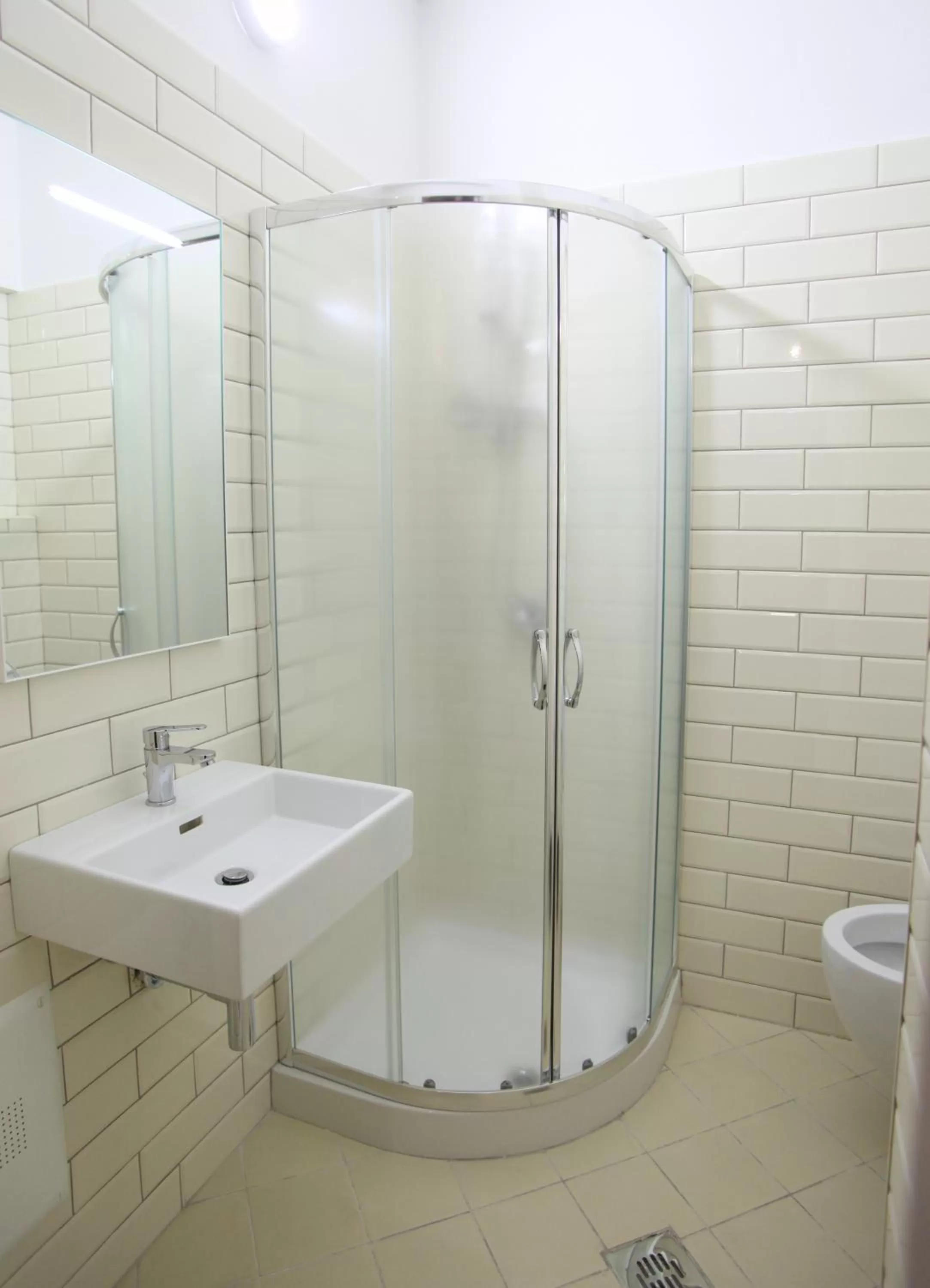 Bathroom in Fjortes Hotel