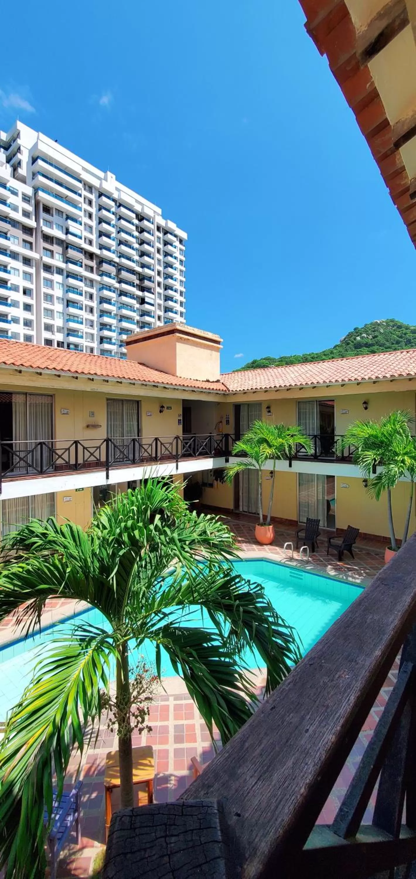 Property building, Swimming Pool in Najhomi Beach