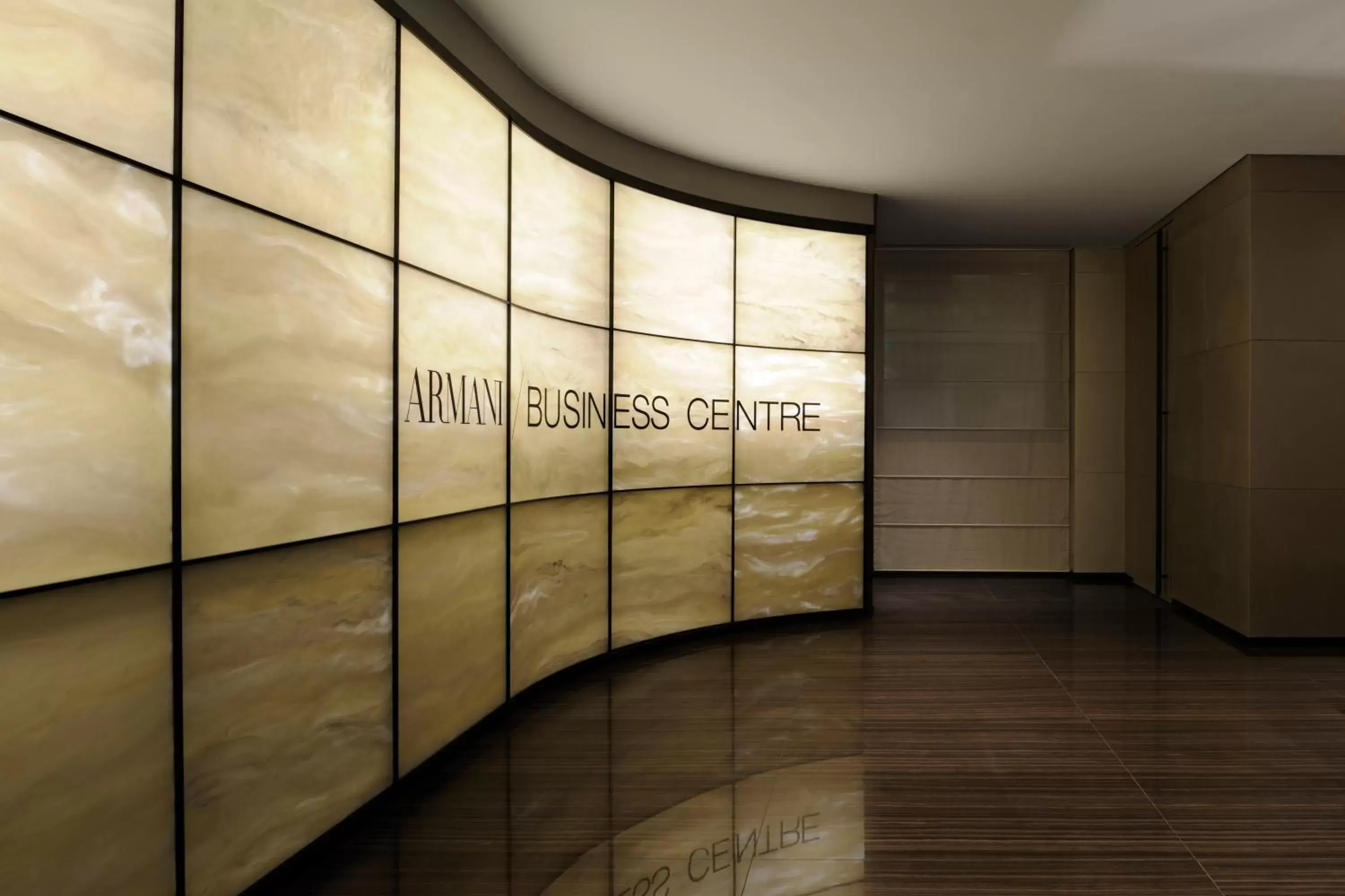 Business facilities in Armani Hotel Milano