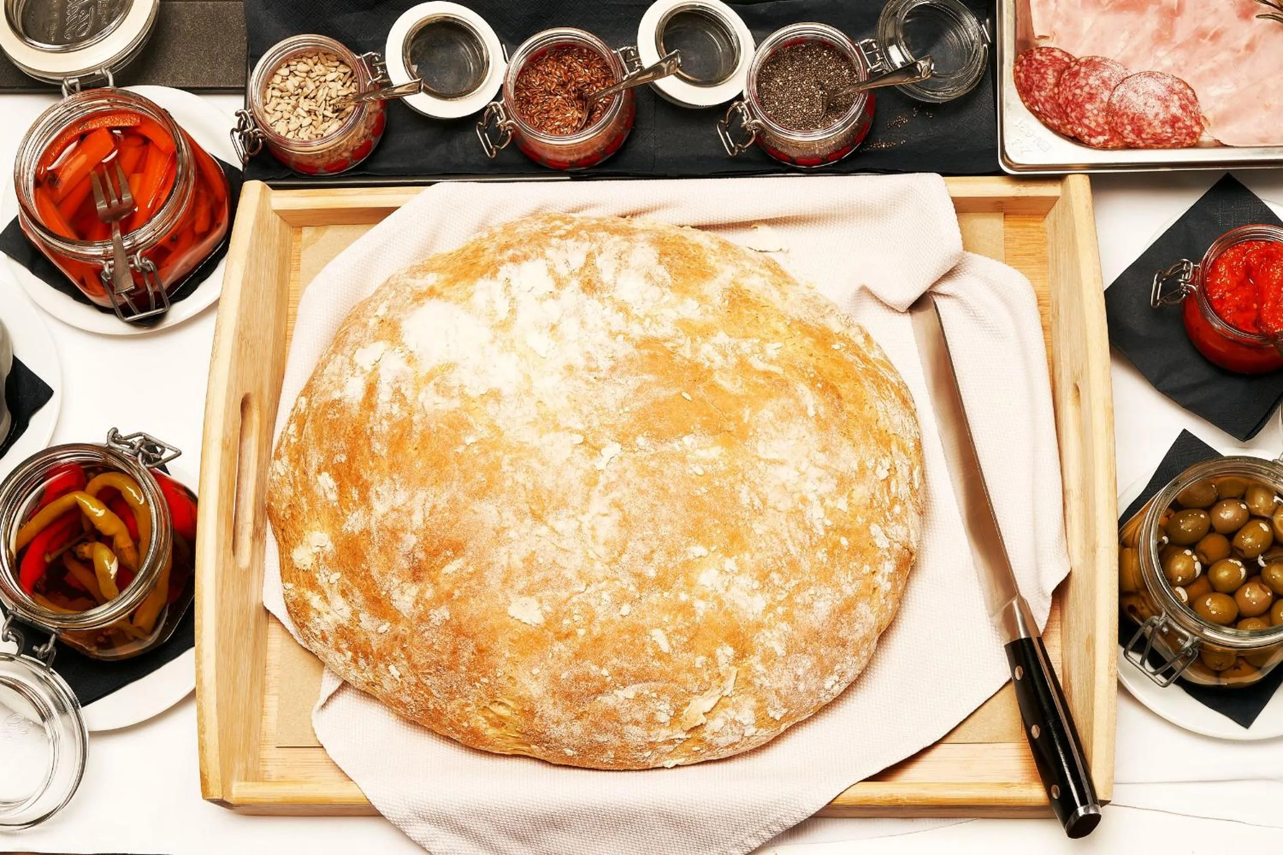 Restaurant/places to eat in Art Hotel Like