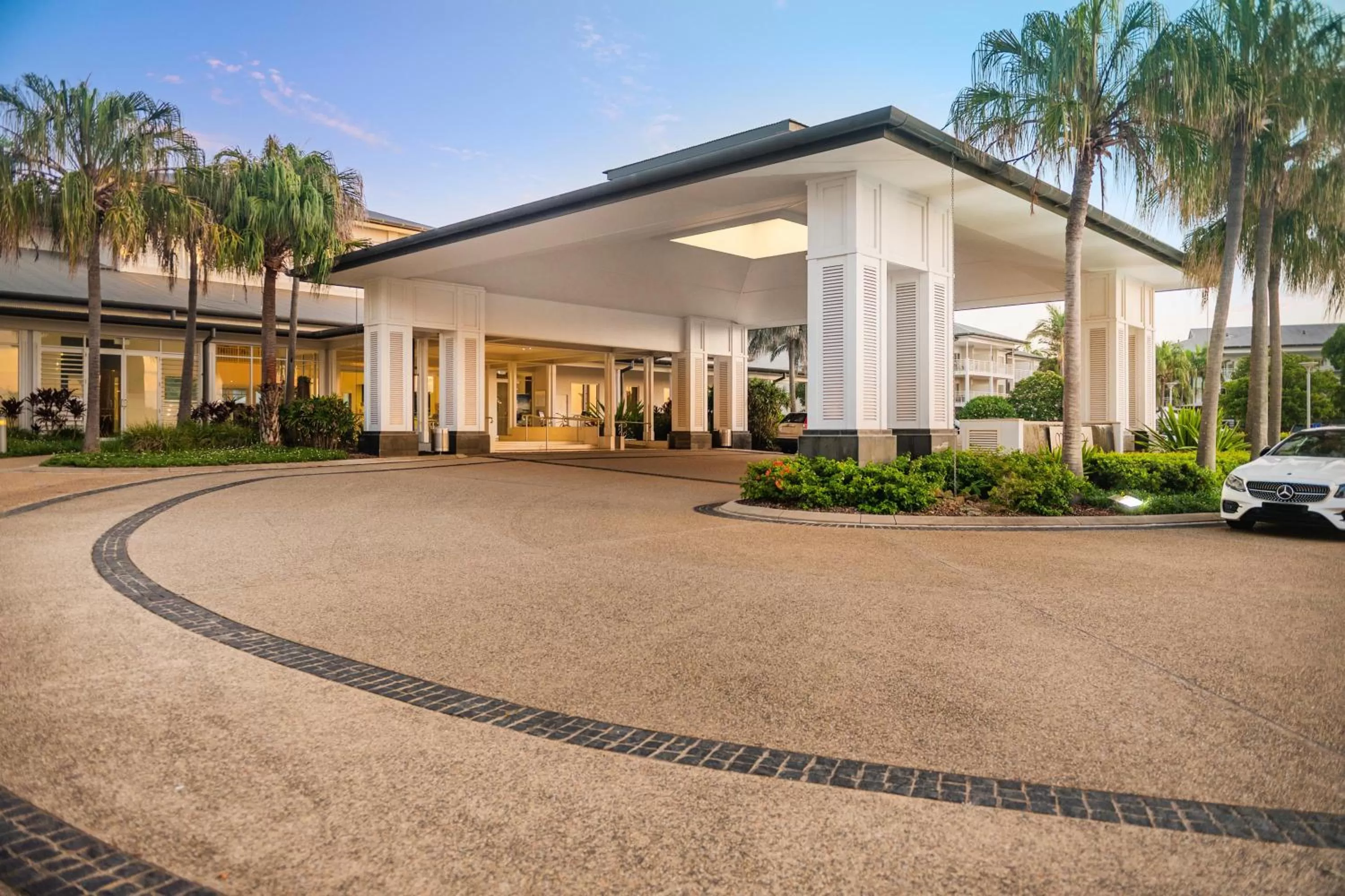 Property building in Mantra on Salt Beach