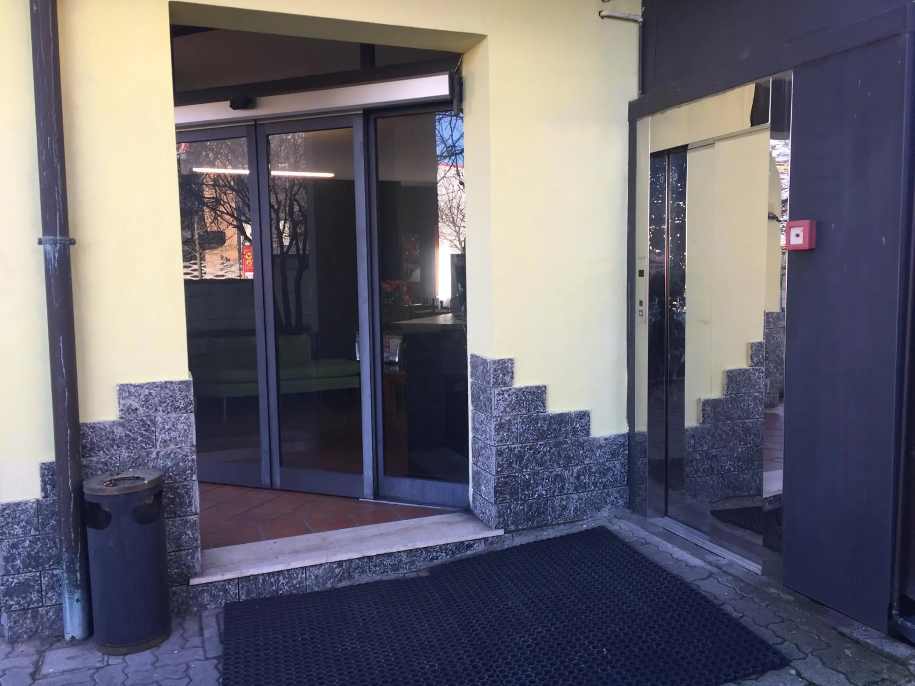 Facade/entrance in Nuovo Hotel Vigevano Facade/entrance in Nuovo Hotel Vigevano