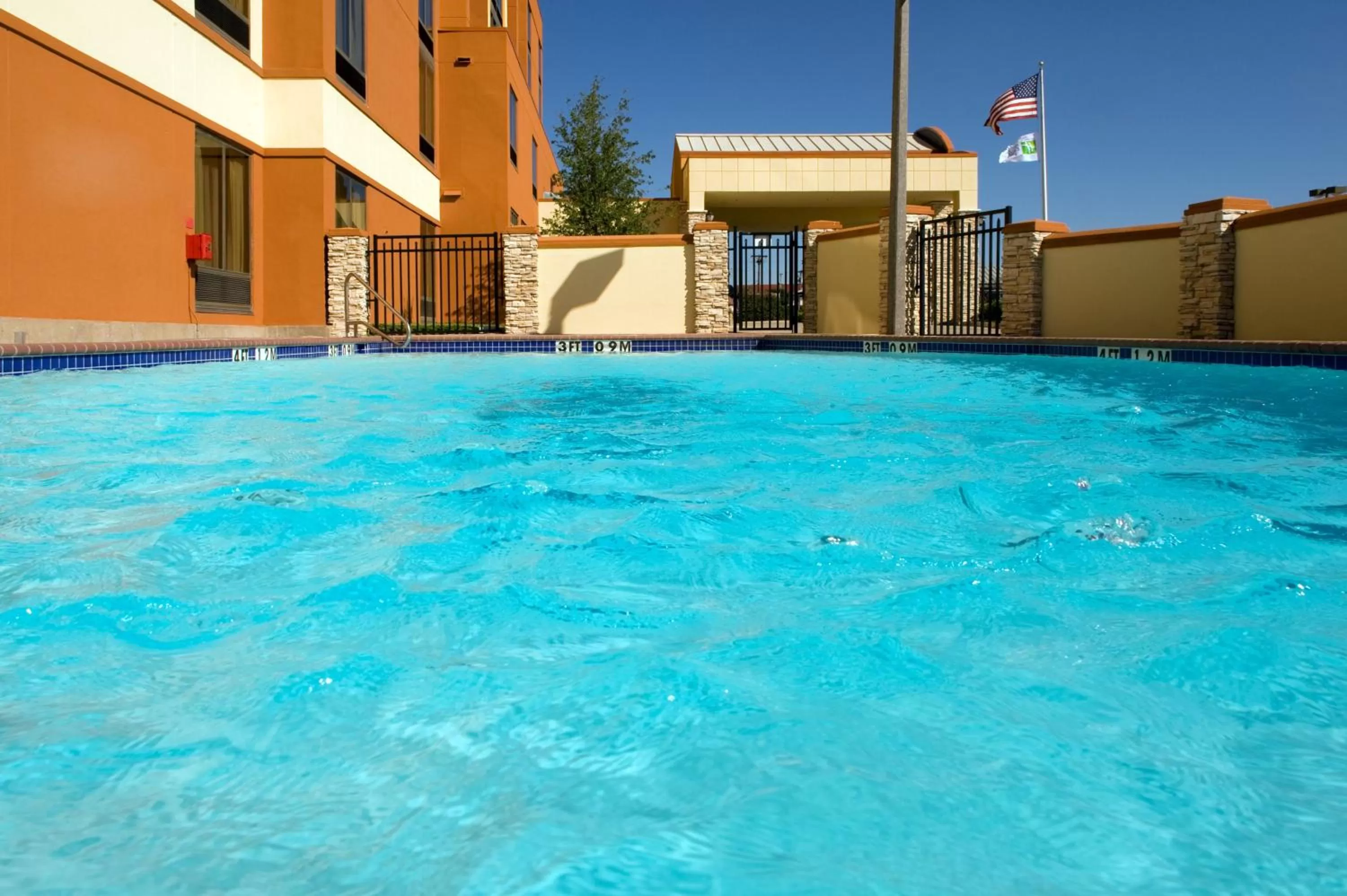 Swimming pool in Holiday Inn Express Hotel & Suites Dallas Fort Worth Airport South by IHG