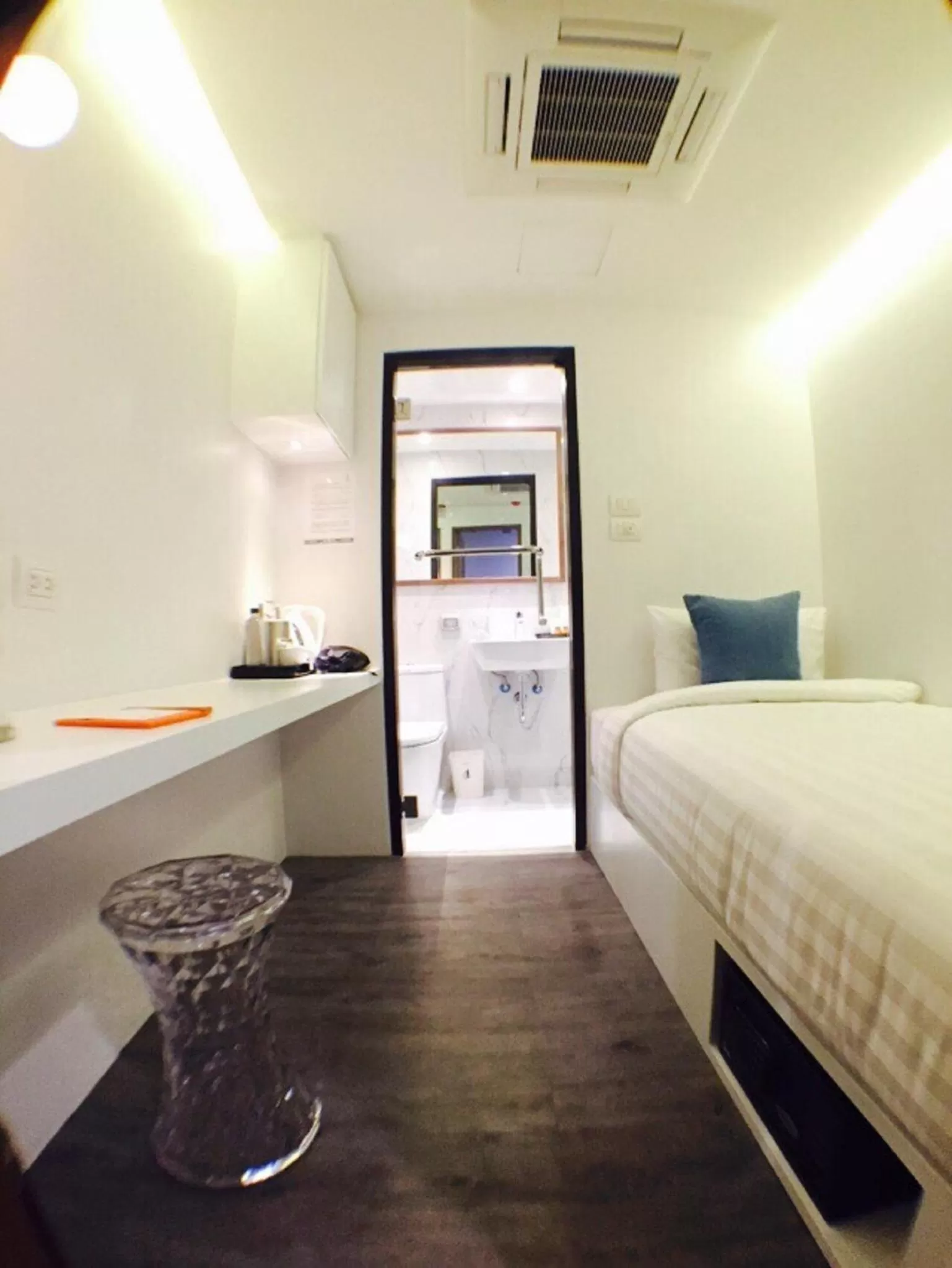 Bed in S Box Sukhumvit Hotel