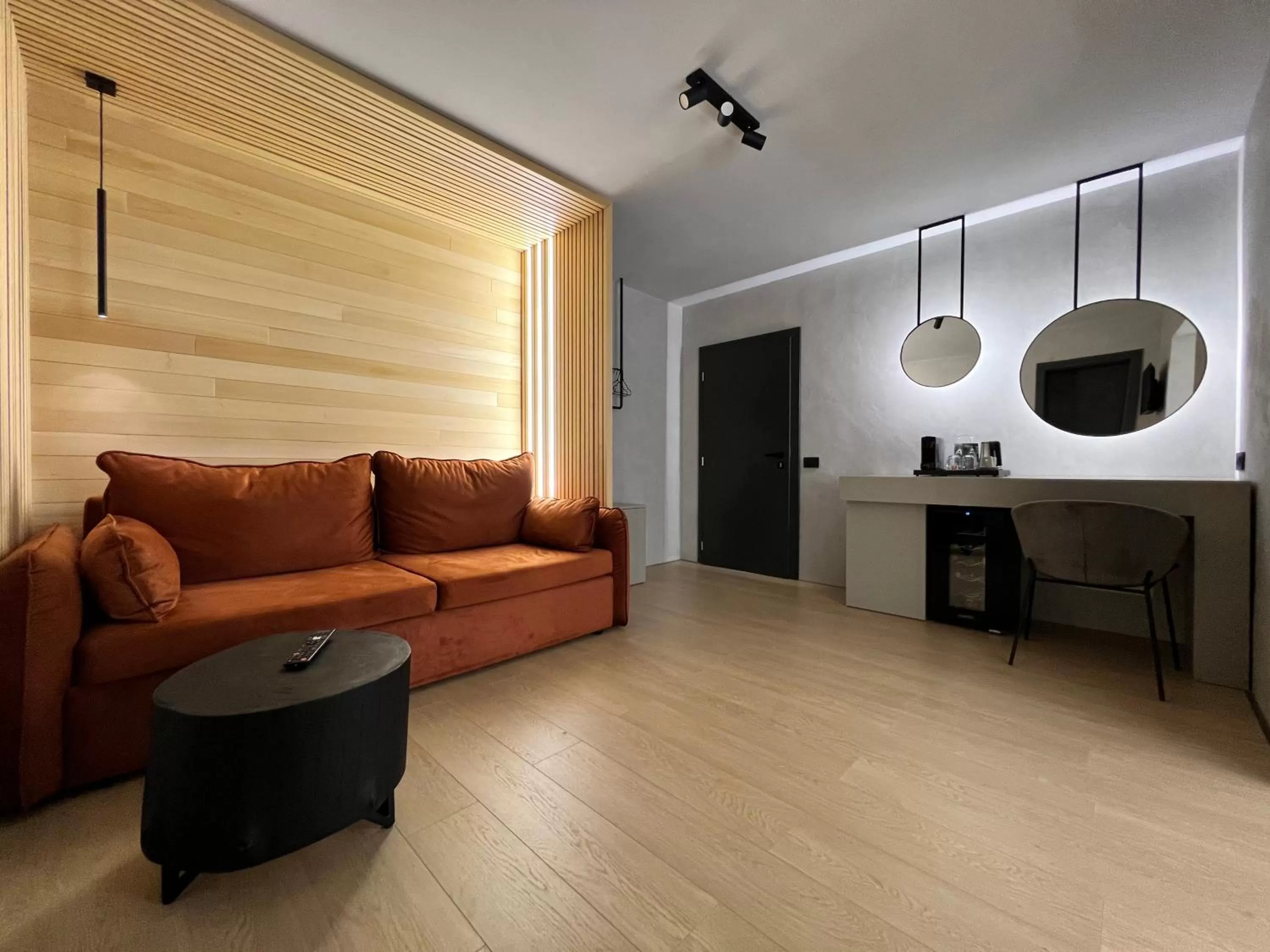Living room, Seating Area in Garden Retreat Junior