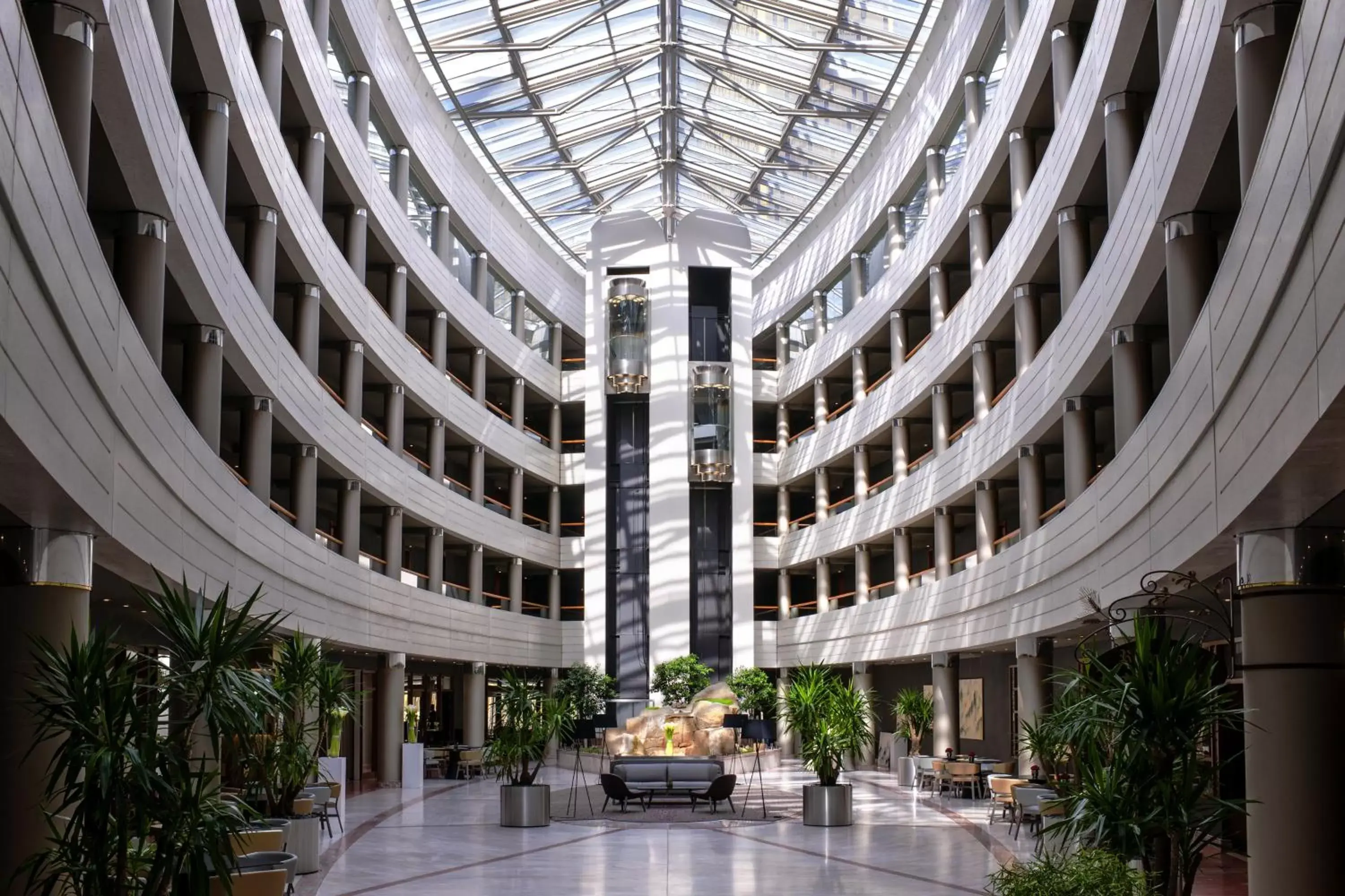 Lobby or reception in Sofitel Luxembourg Europe