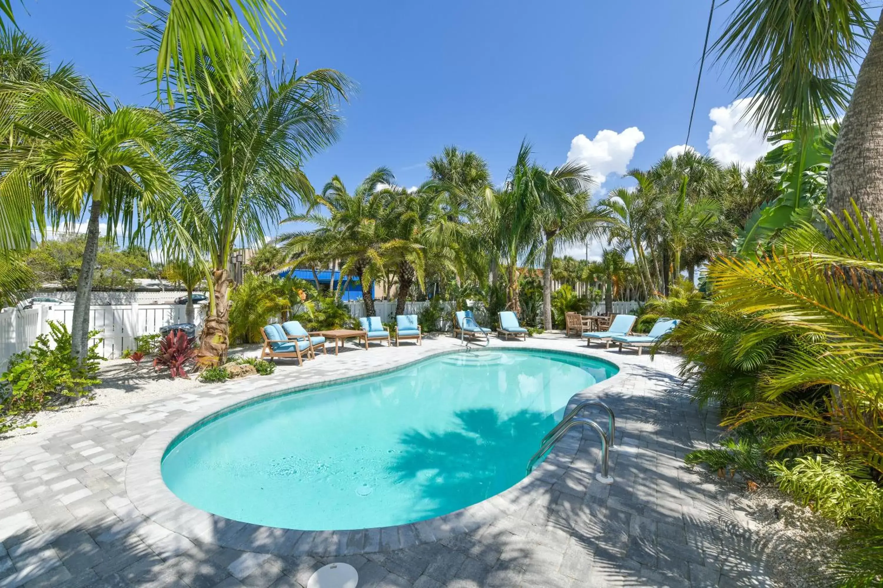 Swimming Pool in Tropical Breeze Resort