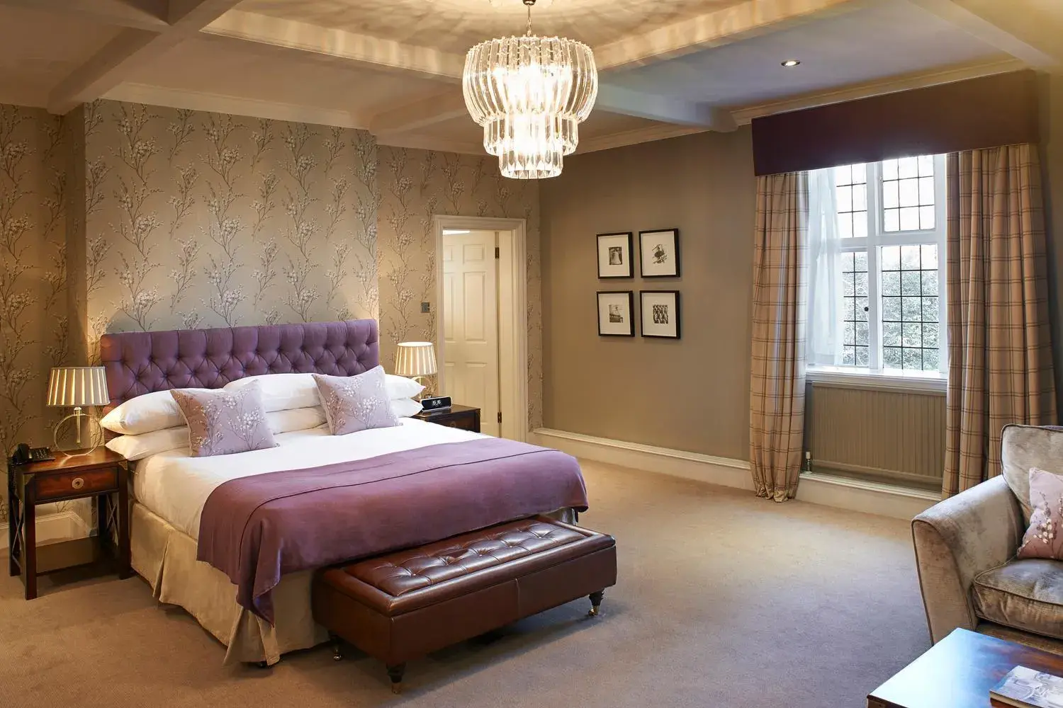 Bedroom, Bed in The Manor Elstree Bedroom, Bed in The Manor Elstree