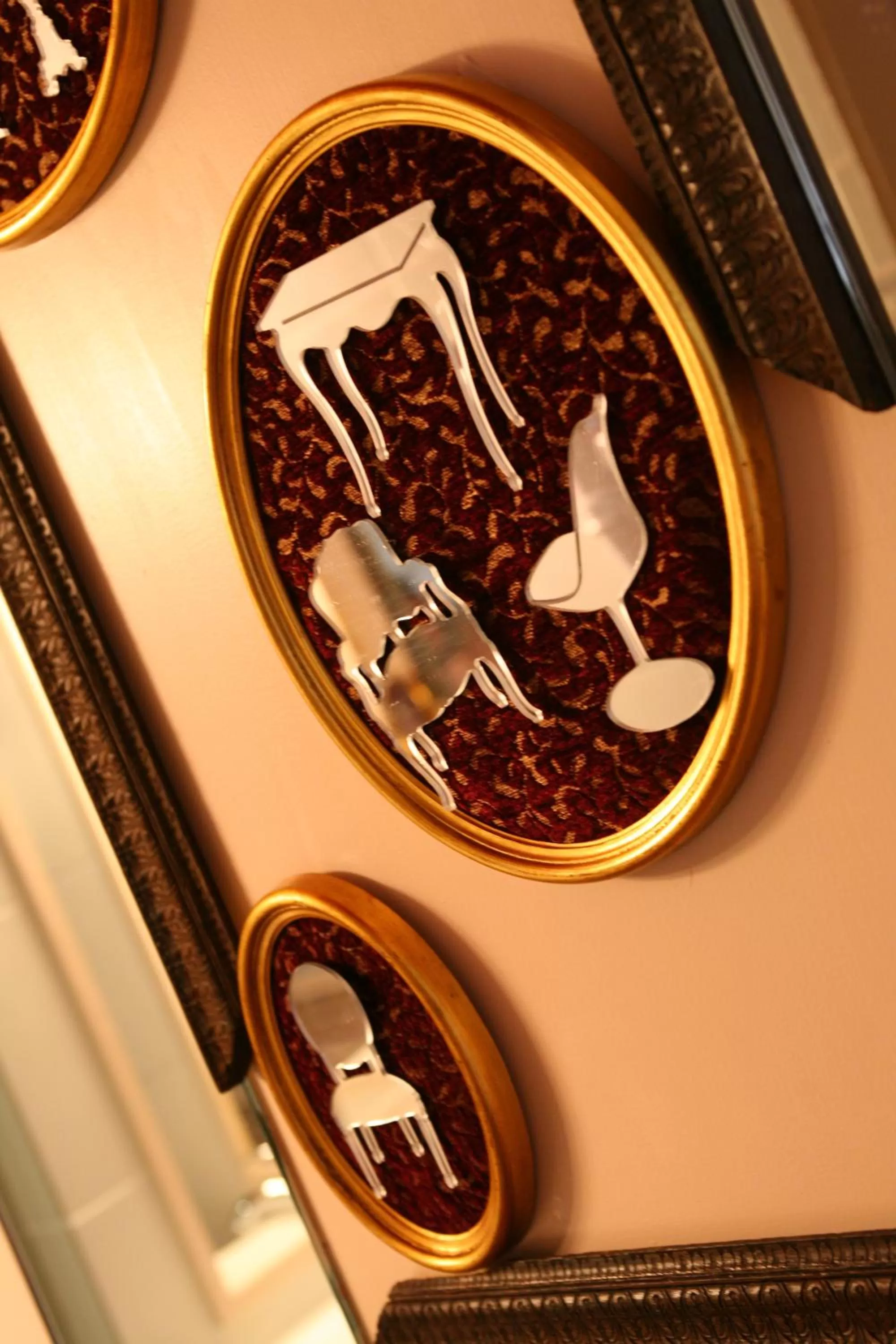 Decorative detail in Le Parvis