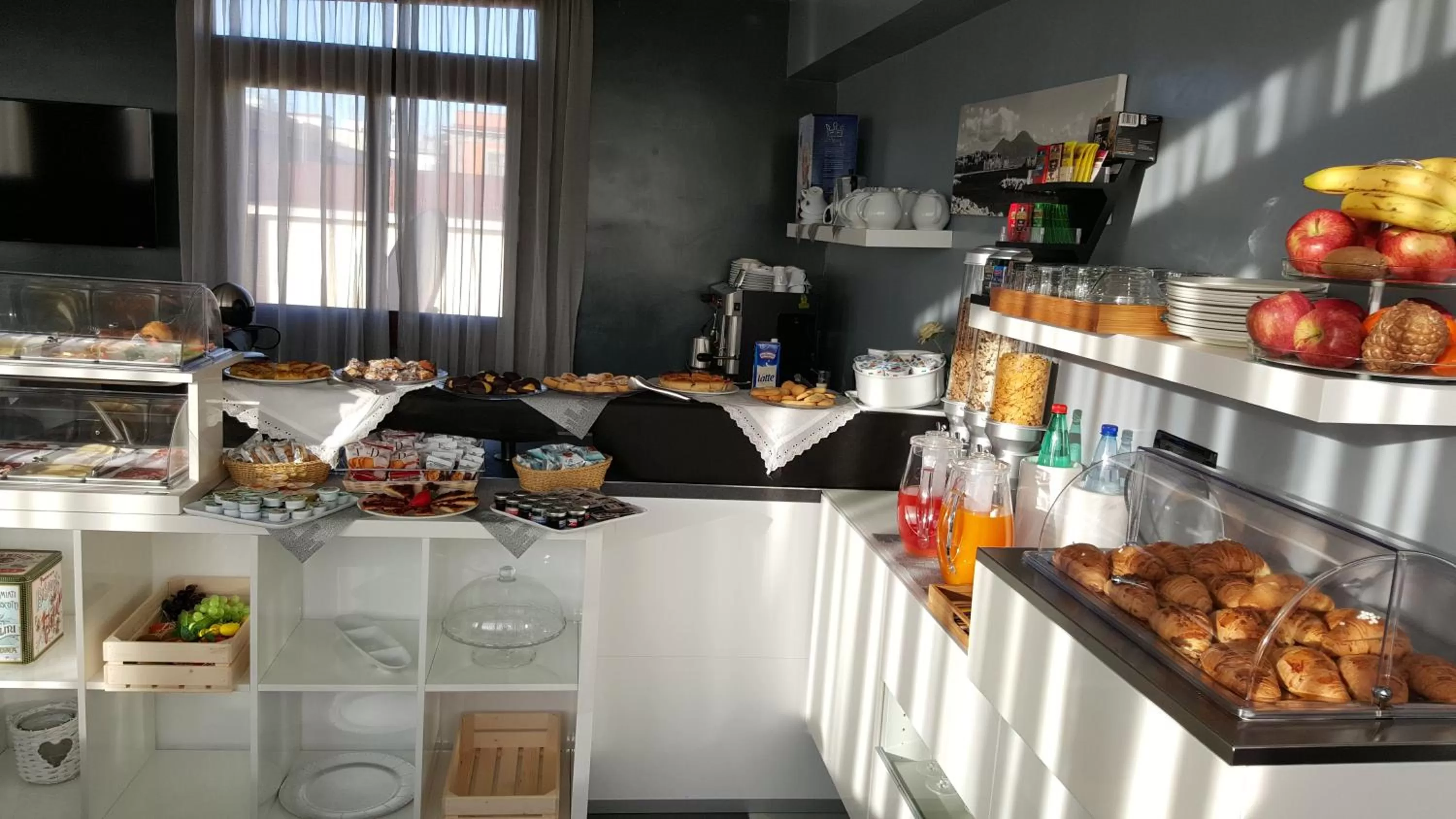 Breakfast in Fly Boutique Hotel