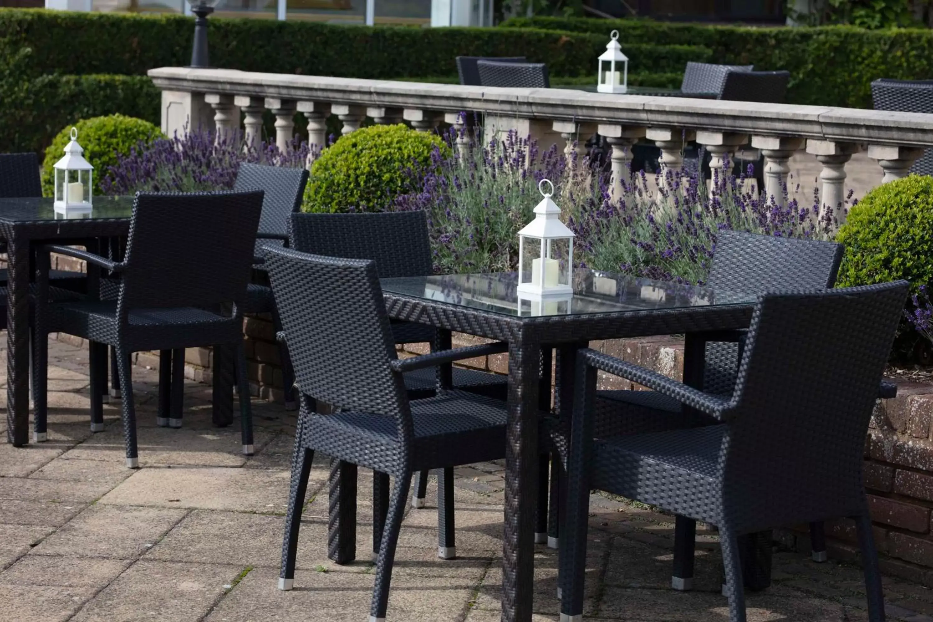 Inner courtyard view in Oxford Belfry Hotel & Spa Inner courtyard view in Oxford Belfry Hotel & Spa