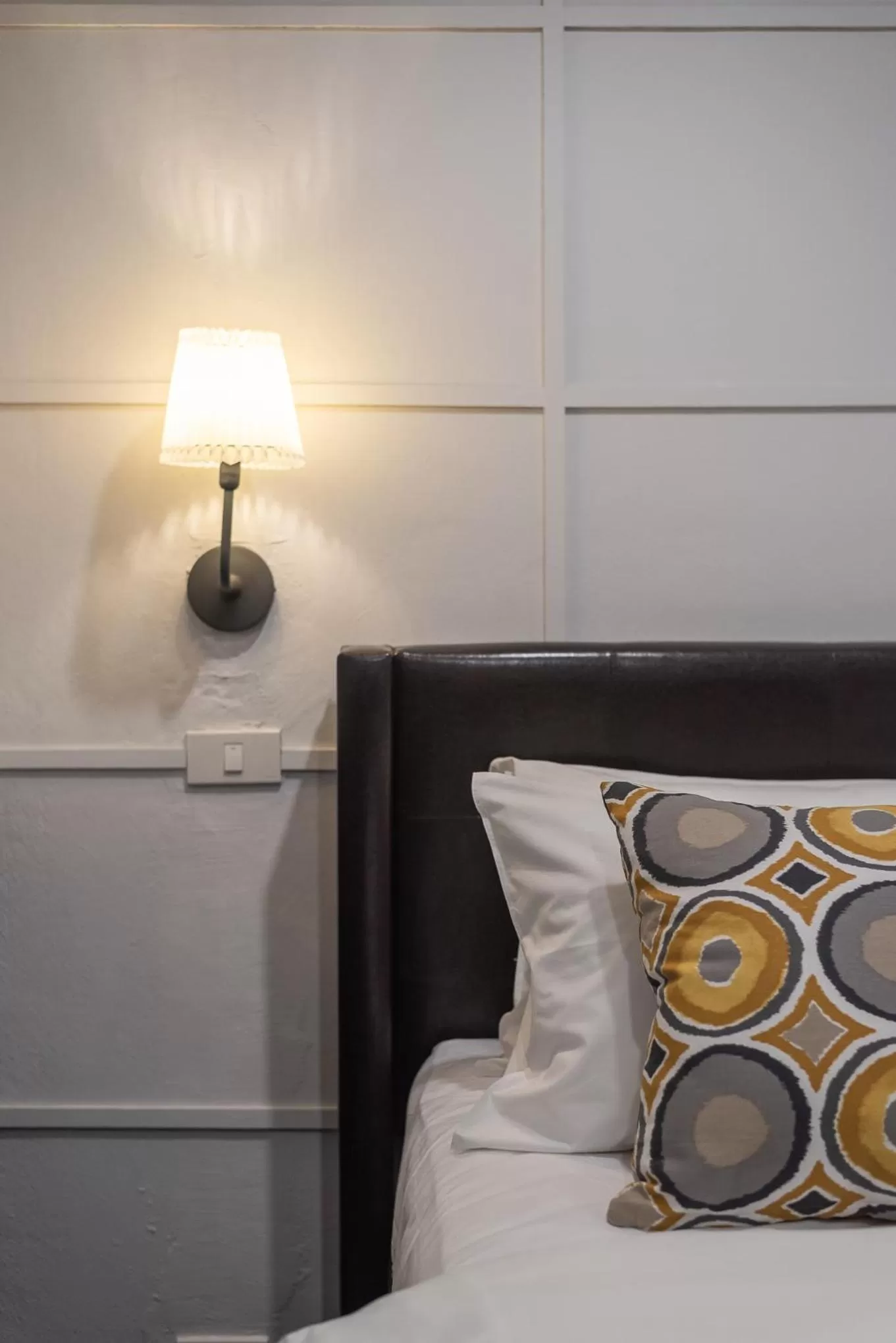 Bed in The Mellow Pillow Hotel @ Chiang Mai Gate